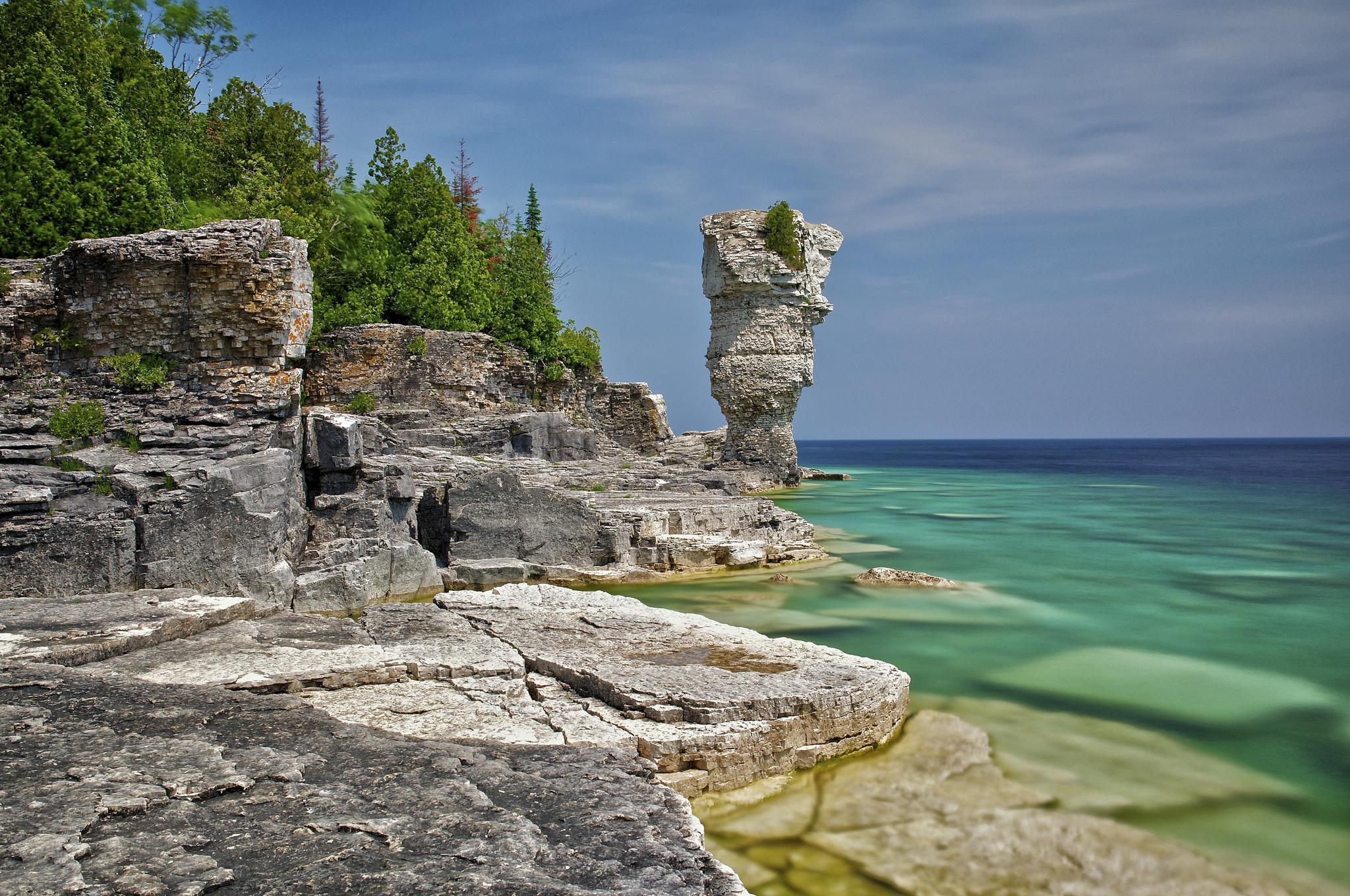 Wallpapers small flowerpot vase island National Marine Park on the desktop