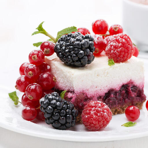 Пирожные с ягодами фото Пирожные с ягодами фото
