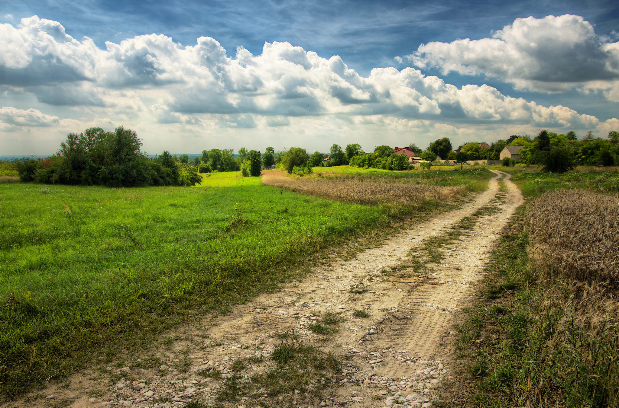 Wallpapers village road road dirt road on the desktop