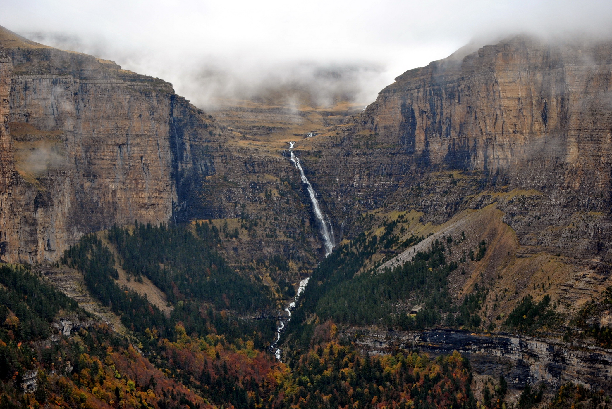 Wallpapers mountains nature gorge on the desktop