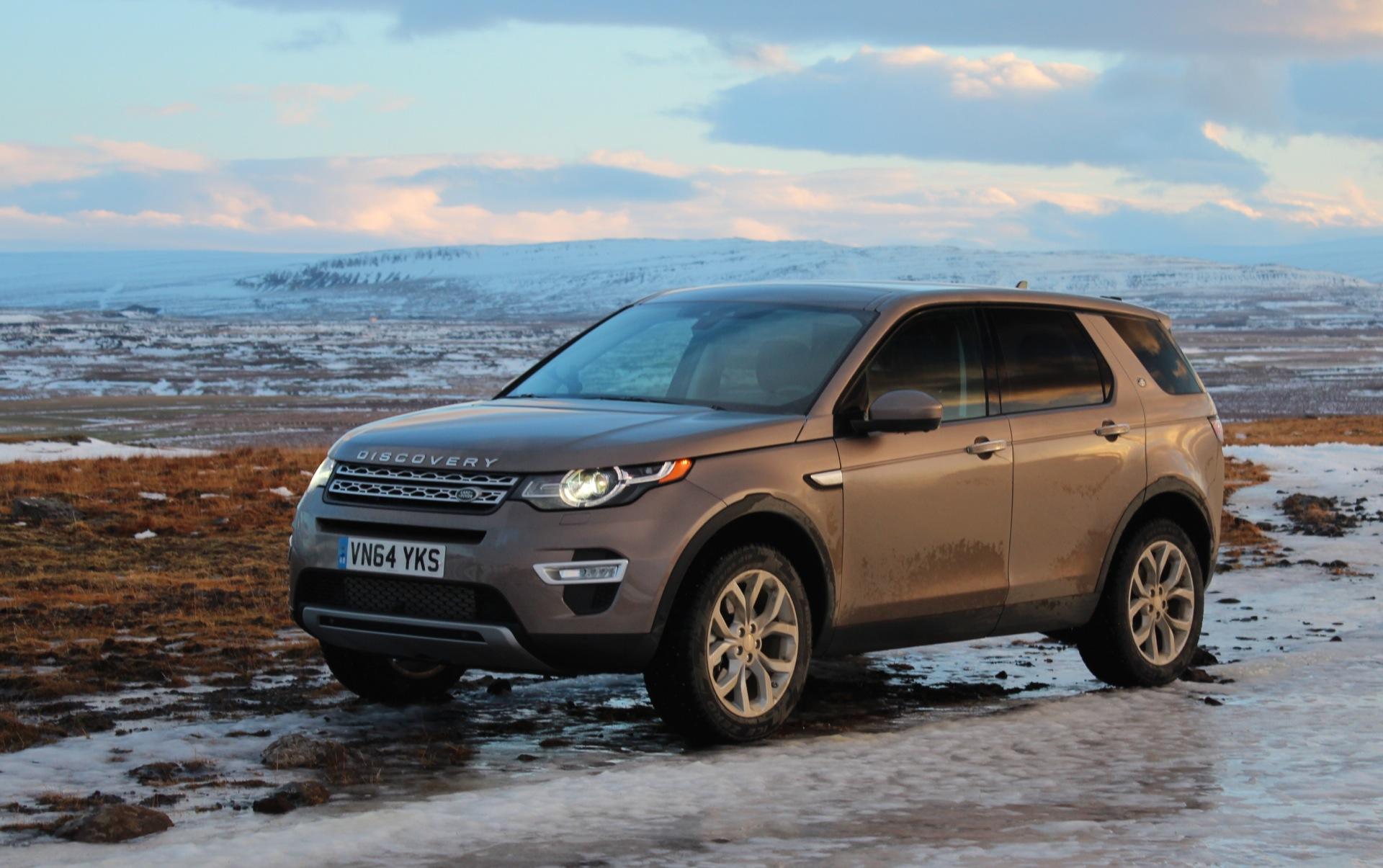 Обои Land Rover Discovery Sport автомобиль на рабочий стол