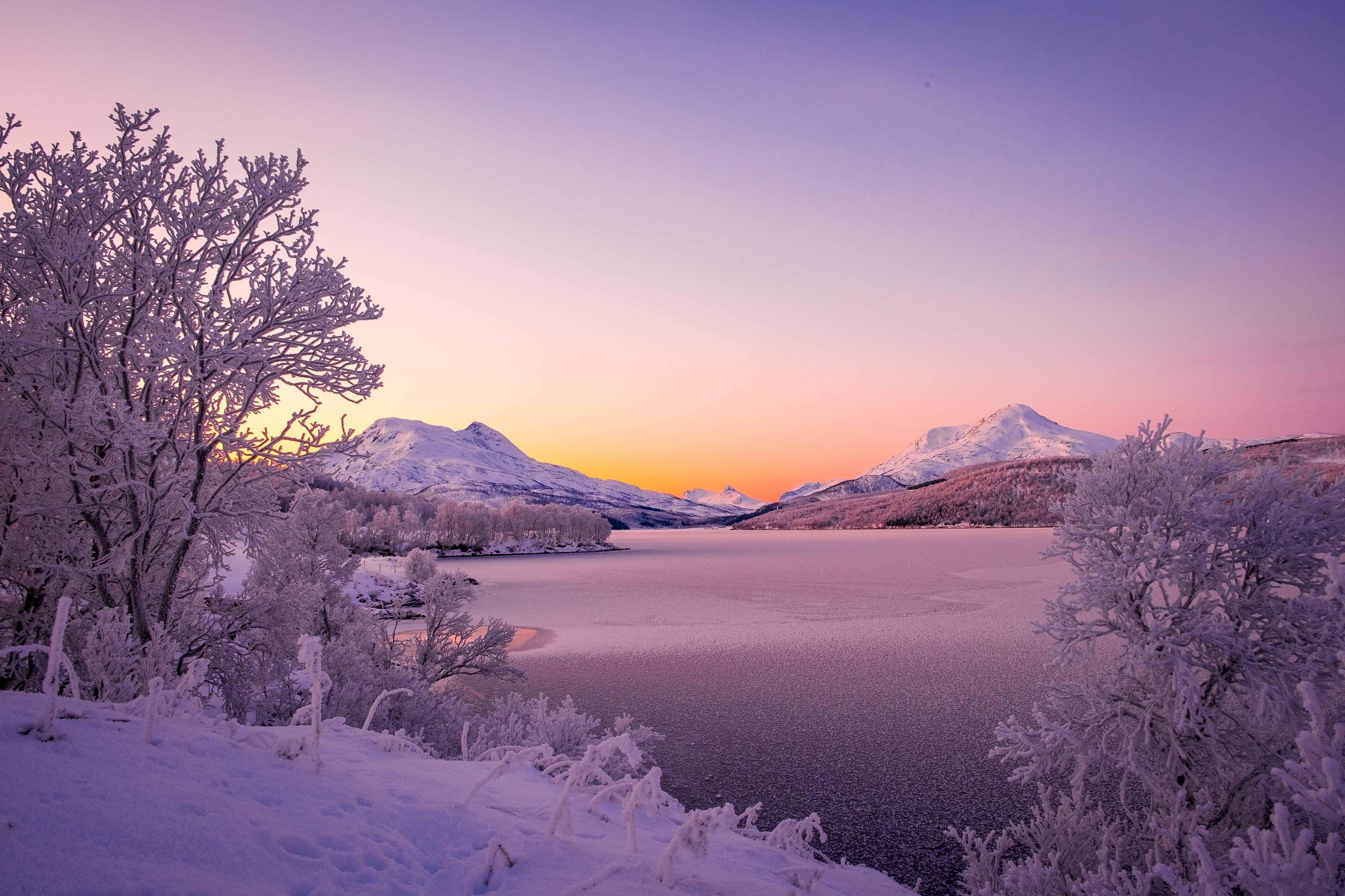 Обои Stor Vann lake Storvann lake Norway на рабочий стол