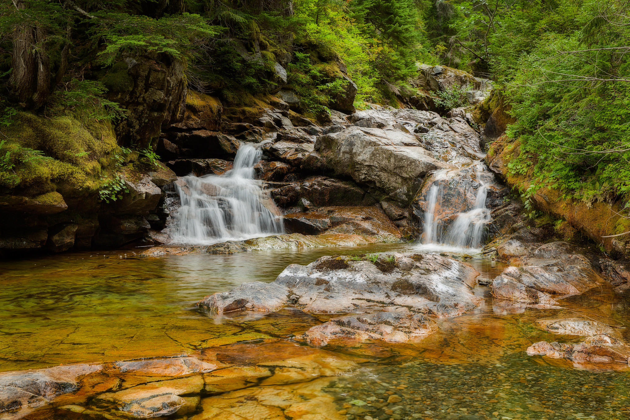 Wallpapers waterfall in the forest current river on the desktop