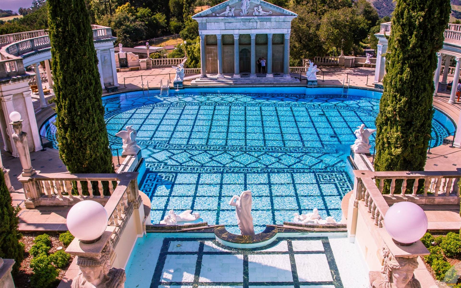 Wallpapers courtyard swimming pool statues on the desktop