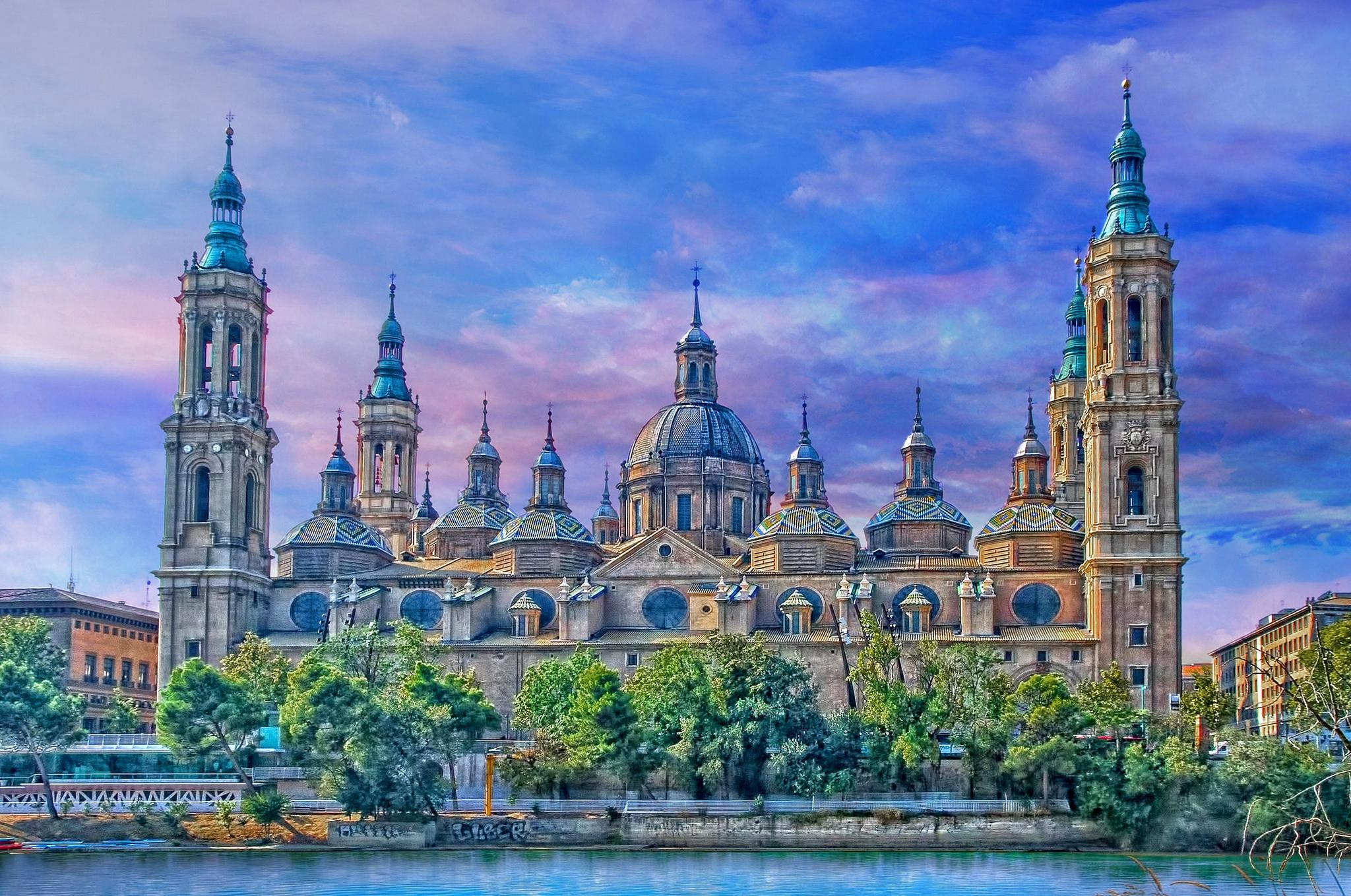 Wallpapers Basilica del Pilar building Zaragoza on the desktop