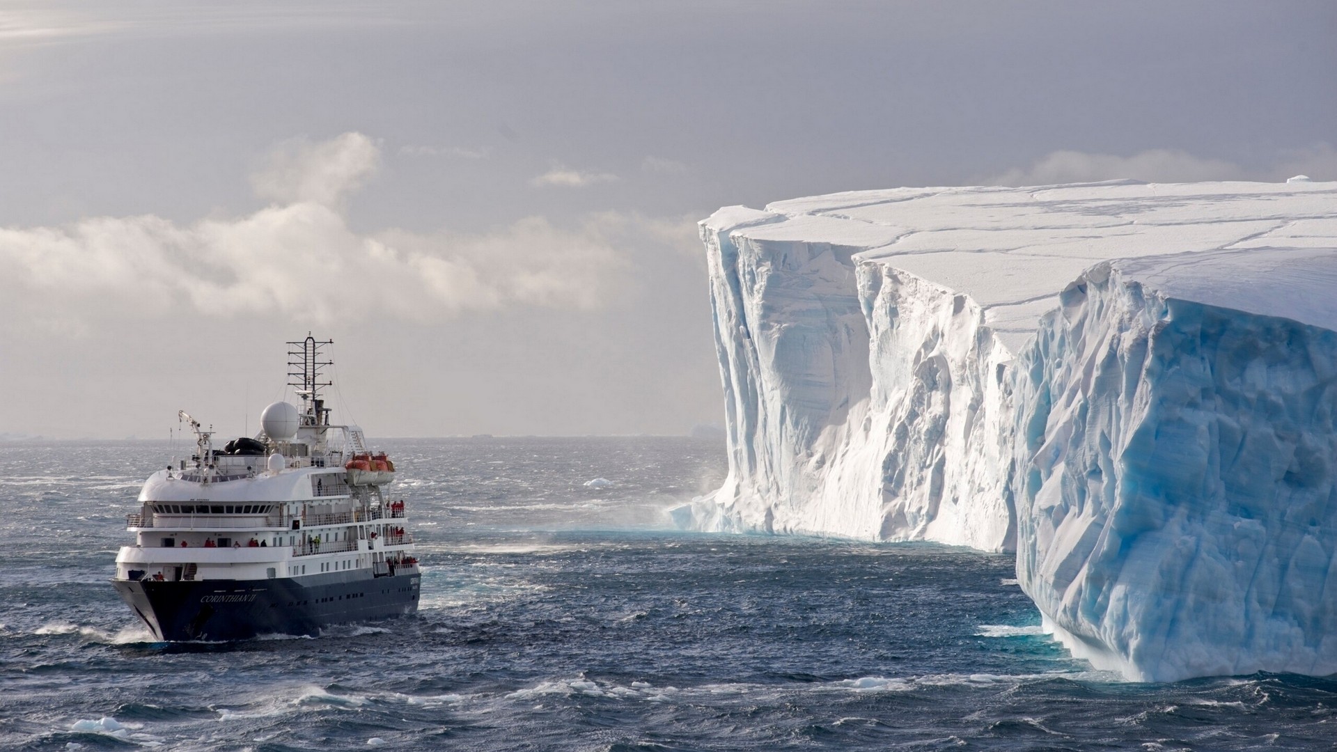 Wallpapers snow ship sky on the desktop