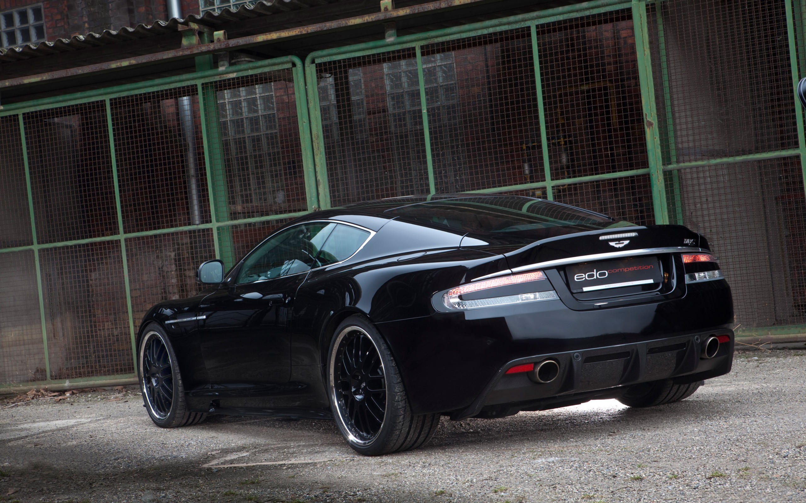 Wallpapers aston martin black on the desktop