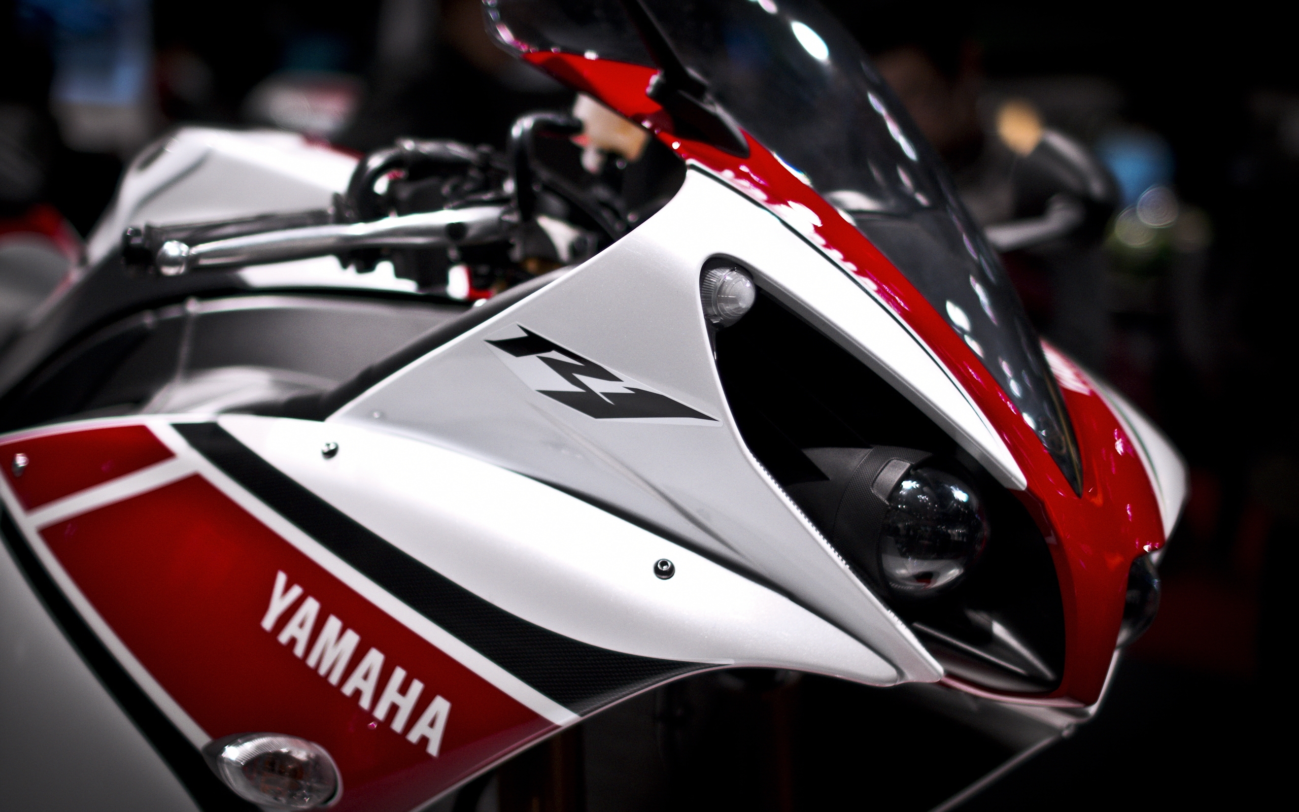 Wallpapers Yamaha p1 bike headlights on the desktop