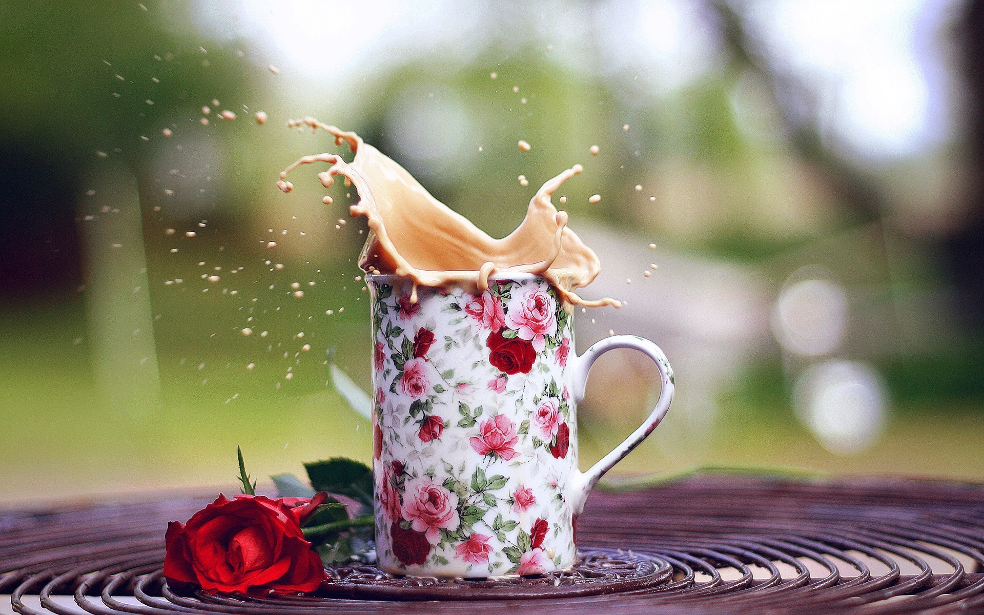 Wallpapers mug coffee with milk on the desktop