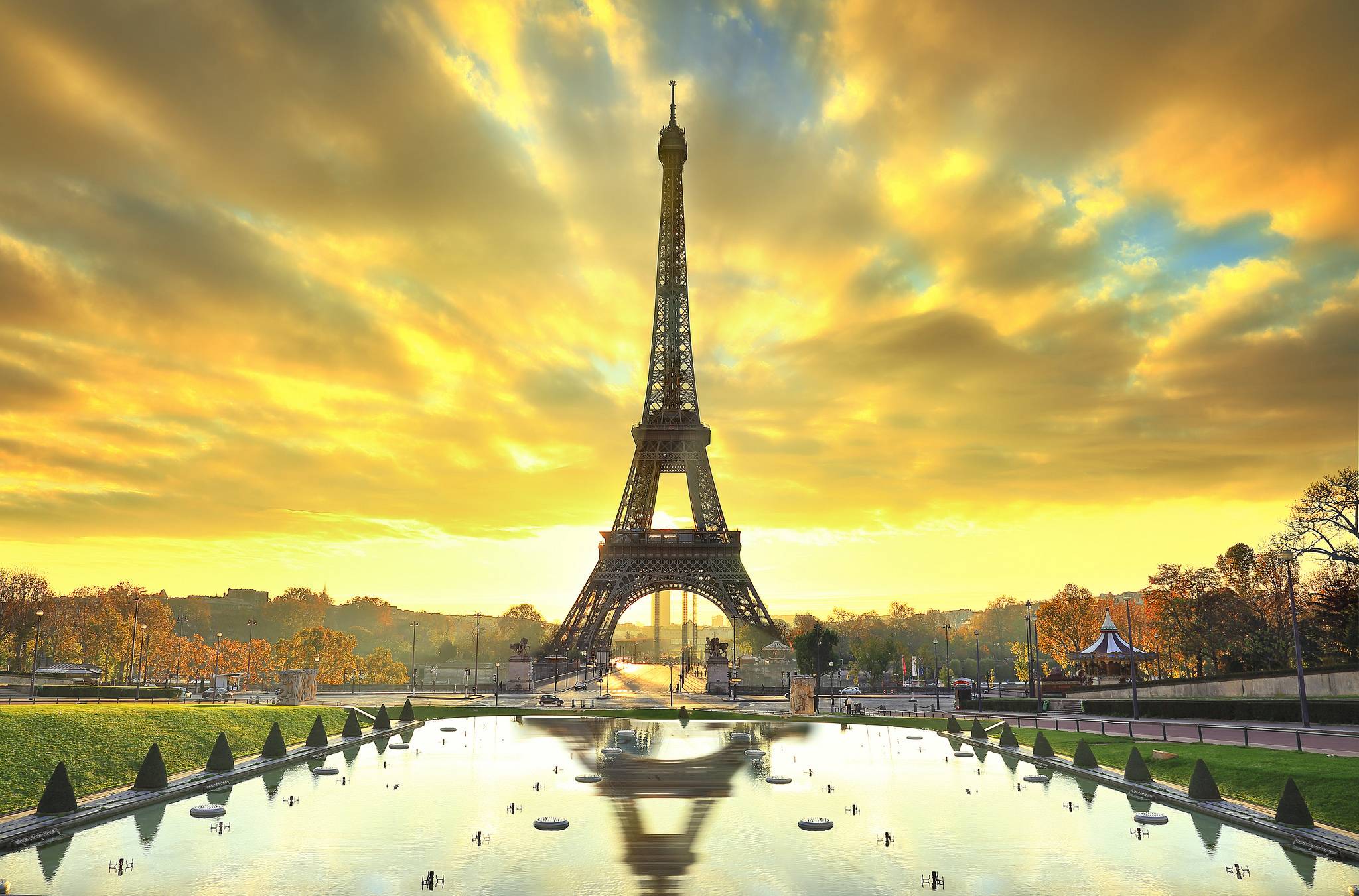 桌面上的壁纸日落 天空 巴黎