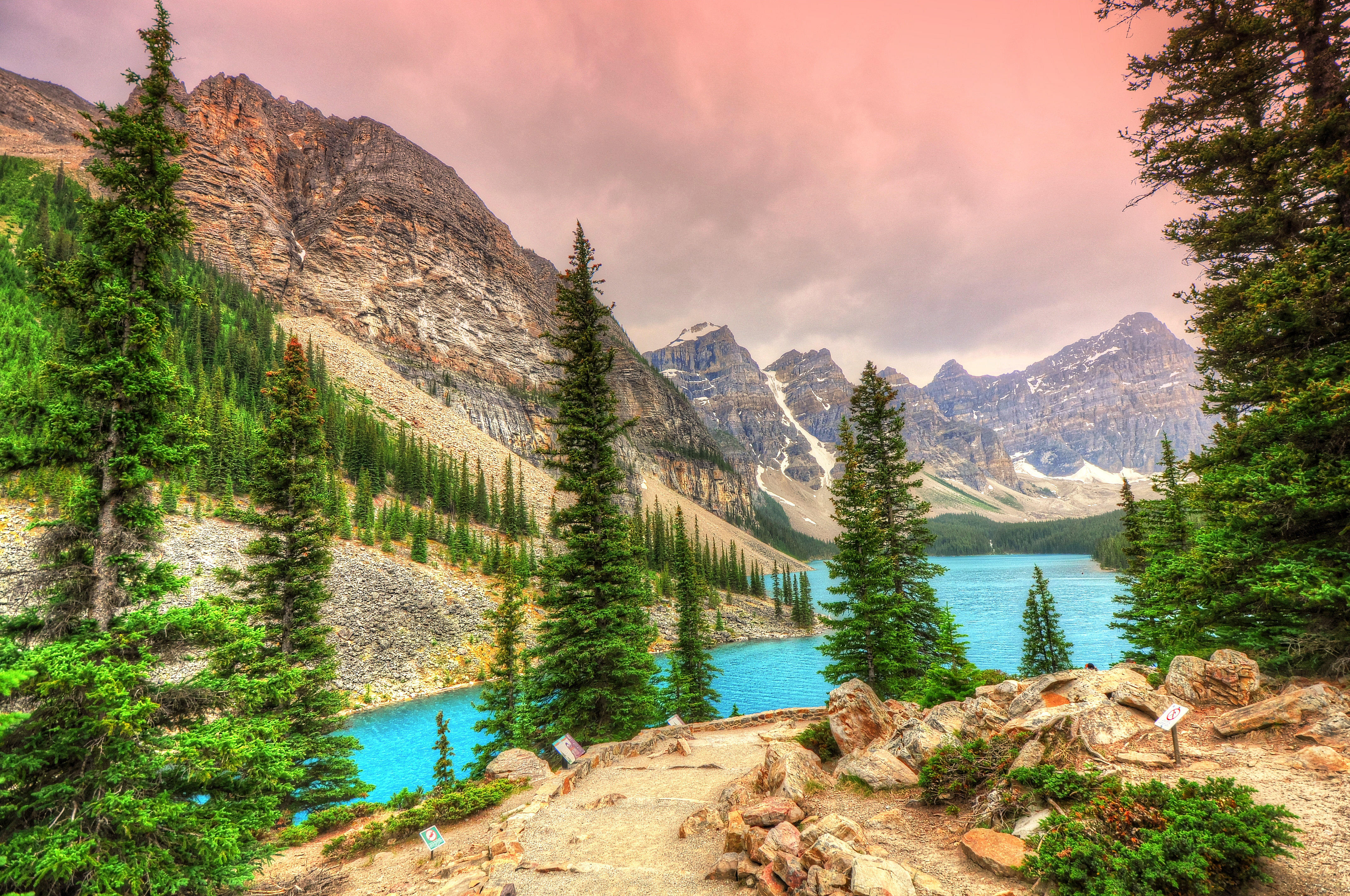 Wallpapers moraine lake banff national park blue water on the desktop