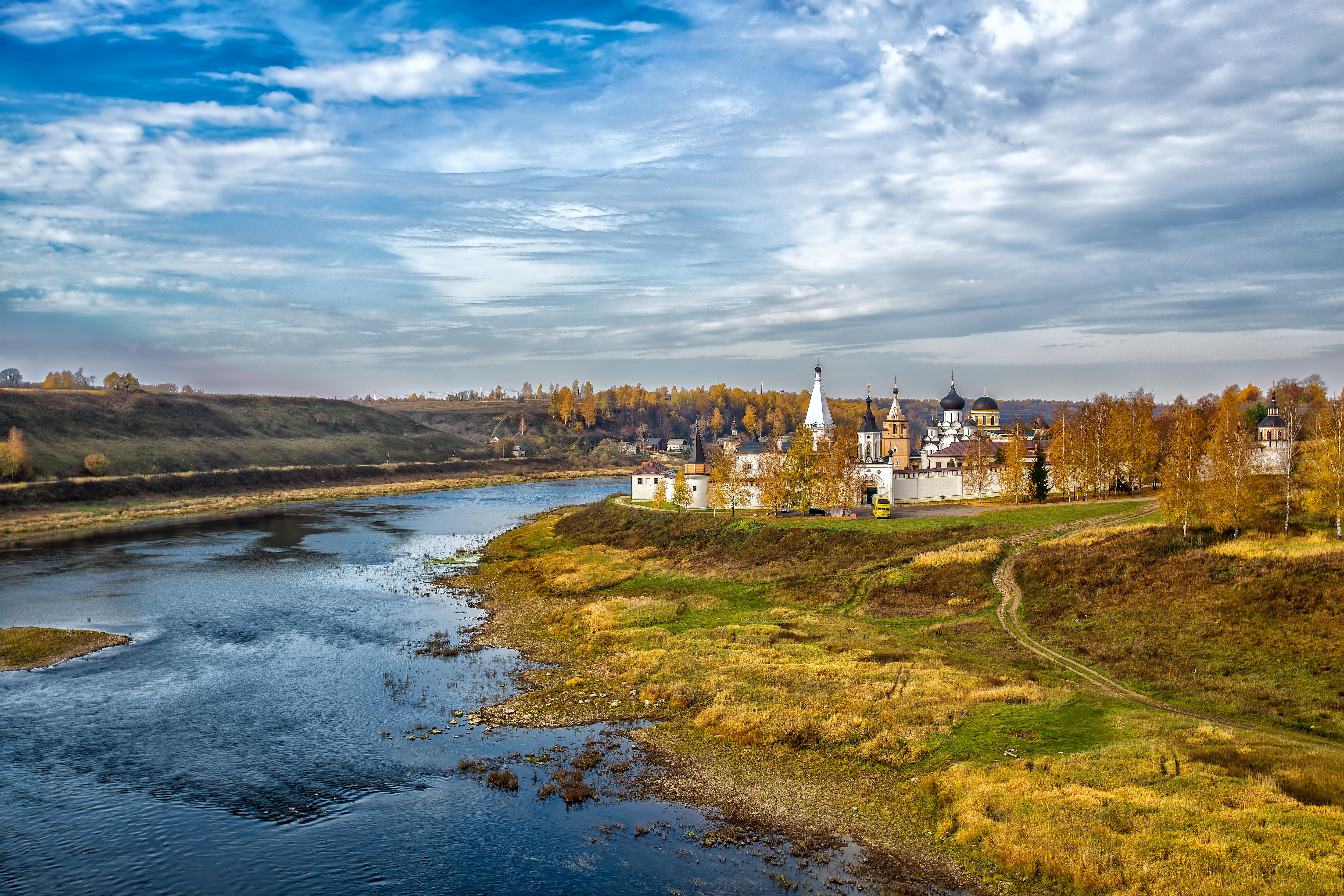 Wallpapers Staritsky Holy Assumption Monastery Uspensky Monastery right bank of the Volga River on the desktop