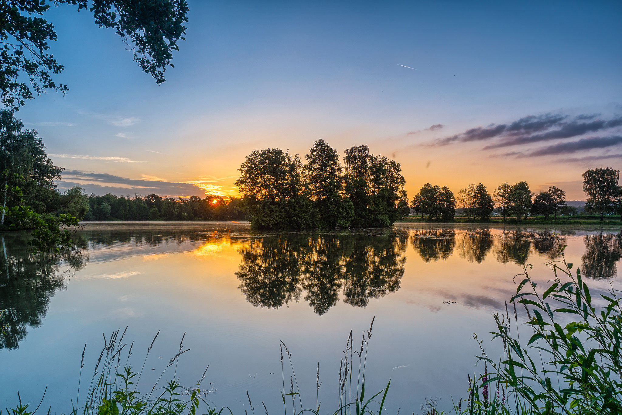 Free photo Picture of a lake, landscape