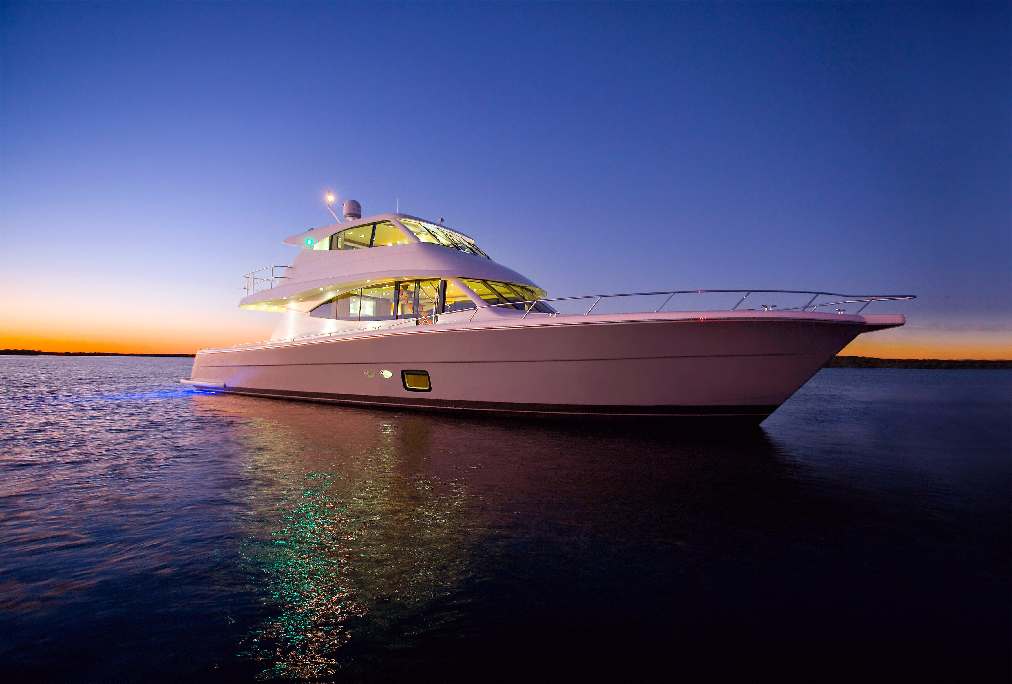 Wallpapers yacht ships and boats white boat on the desktop