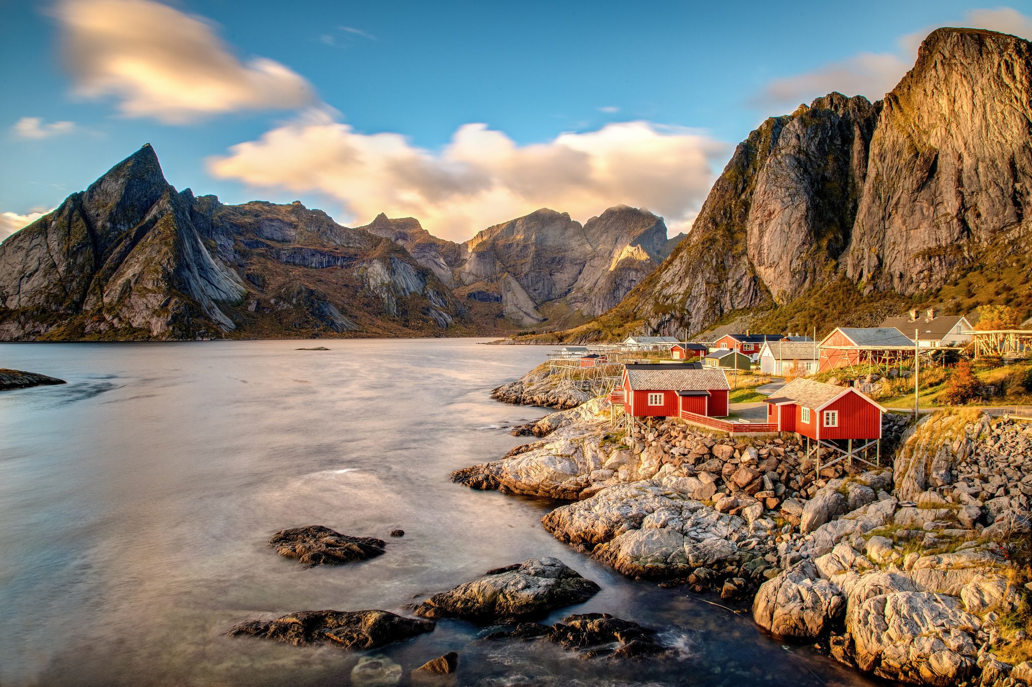 Wallpapers Lofoten Many houses water on the desktop