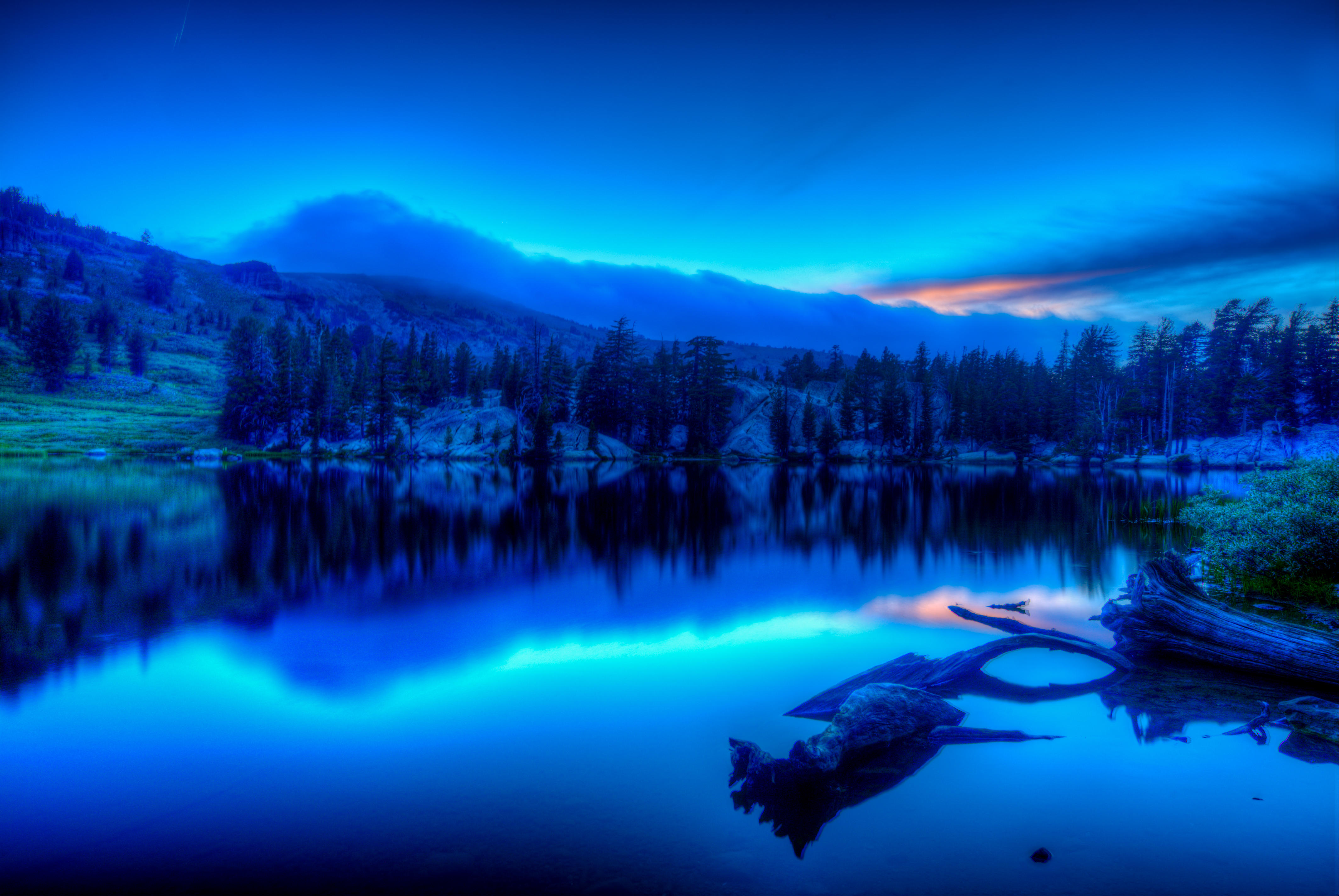 Wallpapers Shower Lake Sierra Nevada California on the desktop