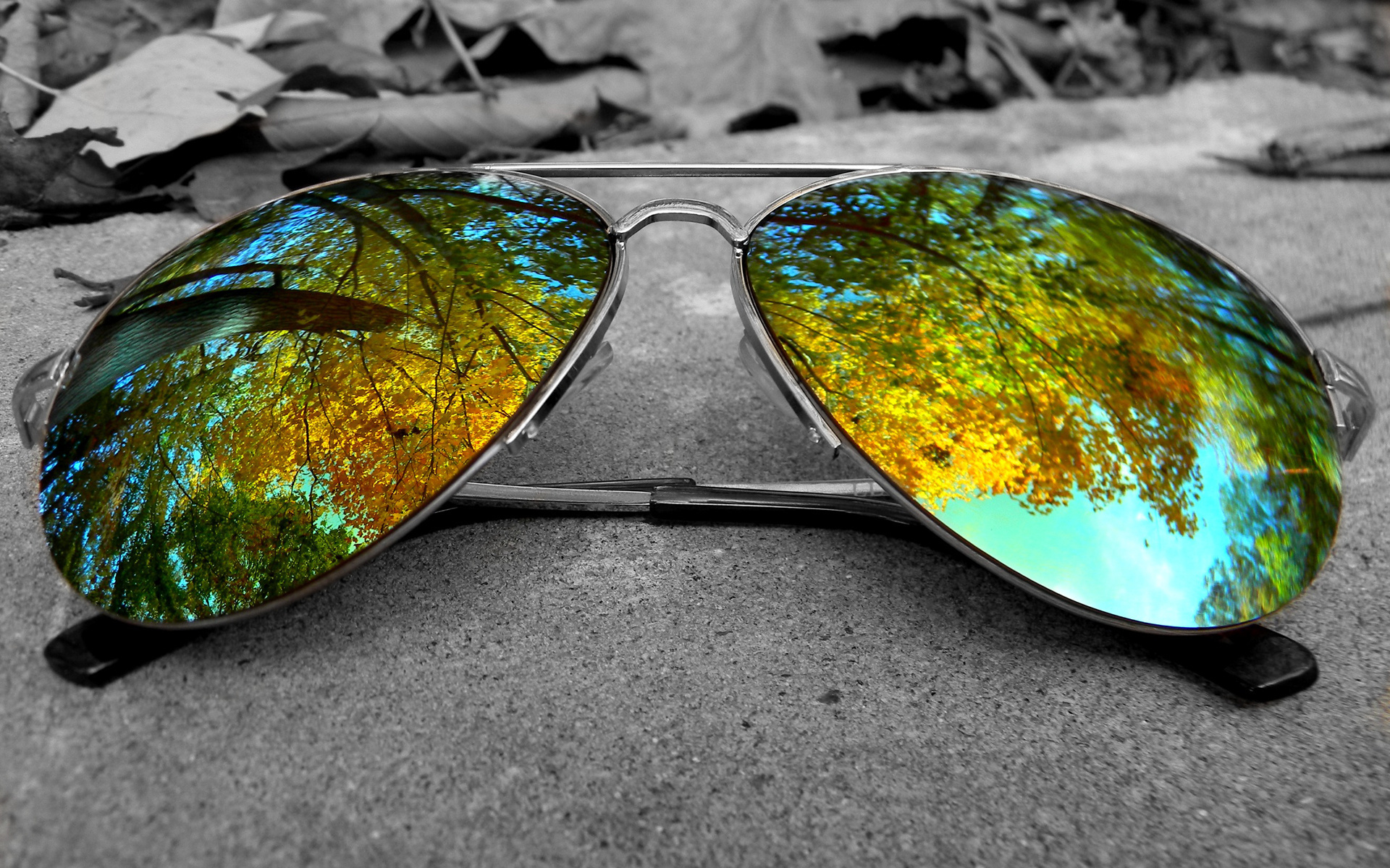 Wallpapers glasses aviators reflection on the desktop