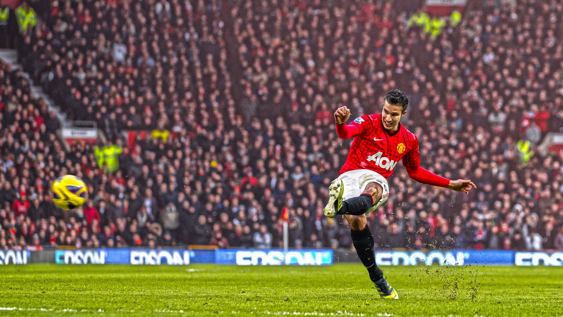 Wallpapers van persie footballer kick on the desktop