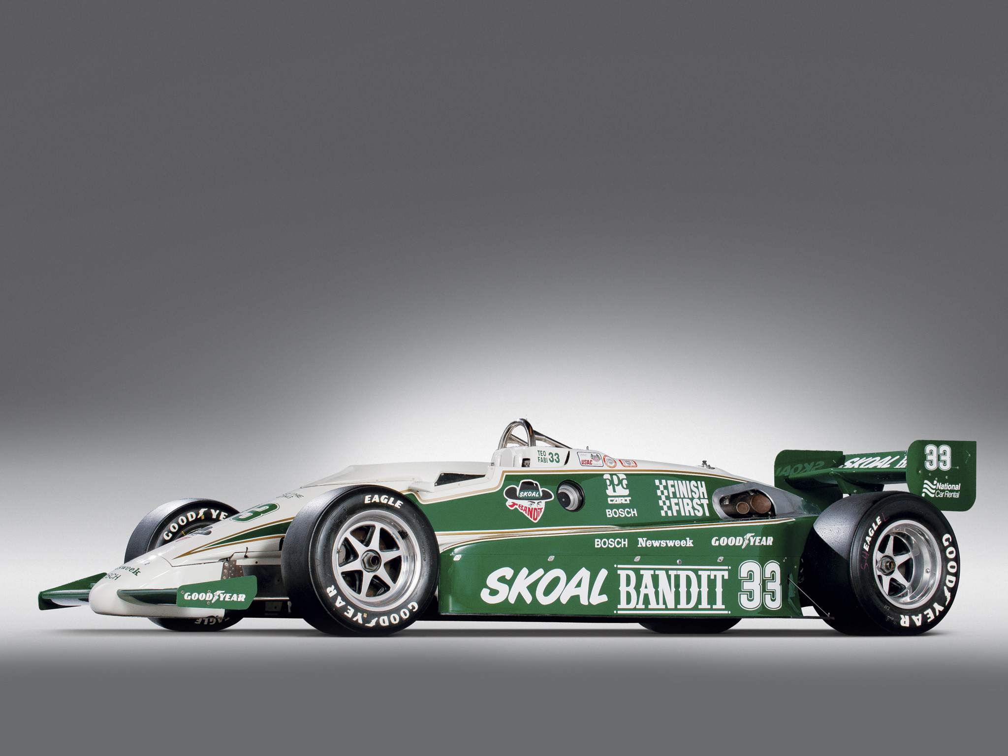 Wallpapers formula 1 car green on the desktop