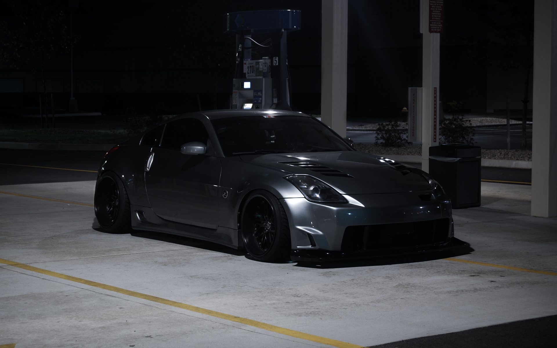 Wallpapers nissan metal refueling on the desktop