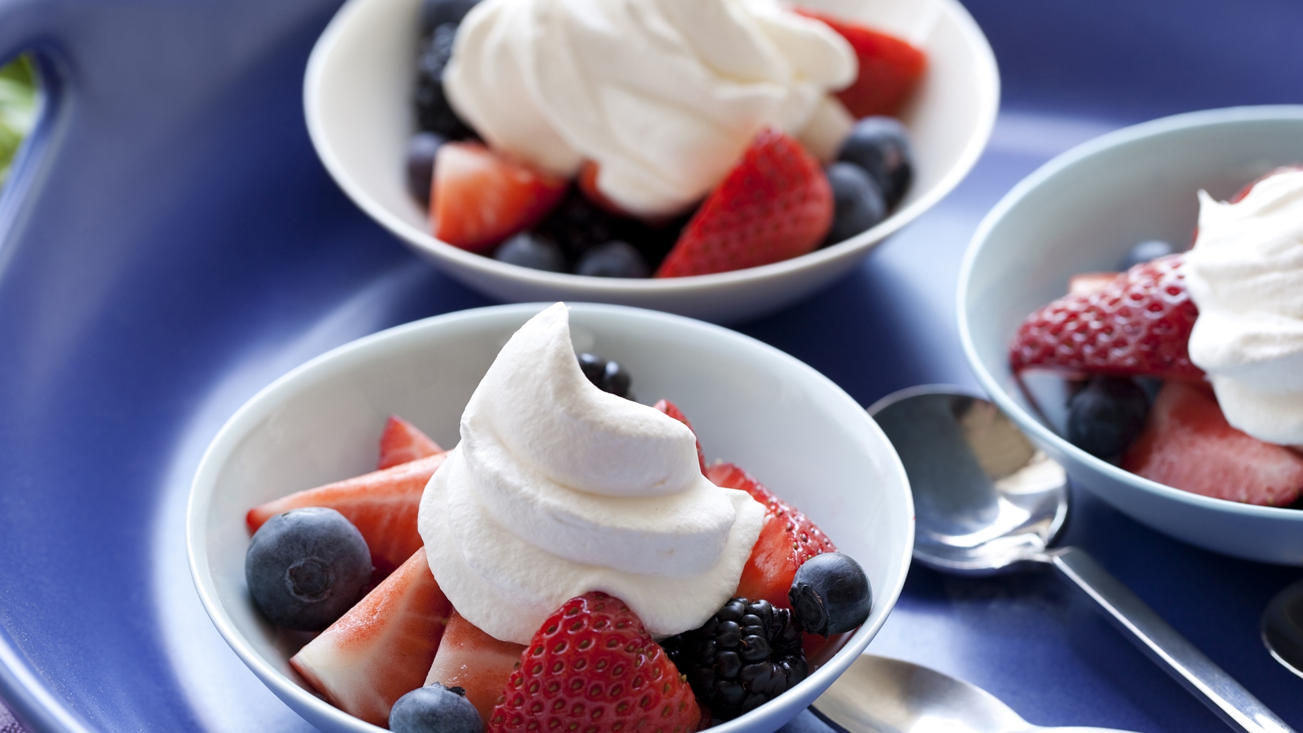 Wallpapers fruit berries cream on the desktop