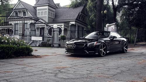 Бесплатное фото Черный mercedes купе на воссенах