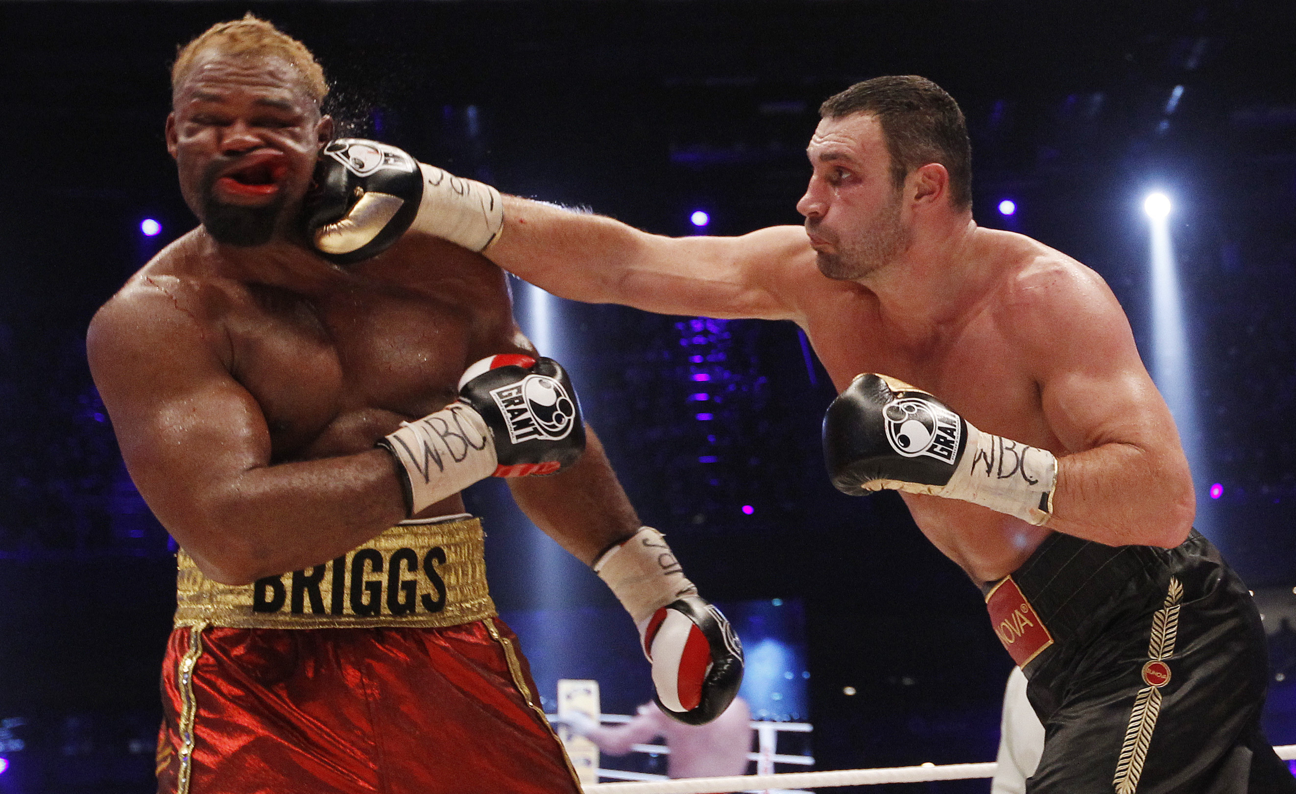 Wallpapers Klitschko boxing blow on the desktop