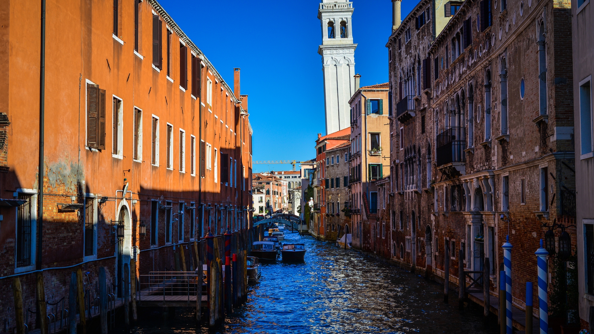 Wallpapers venice houses buildings on the desktop