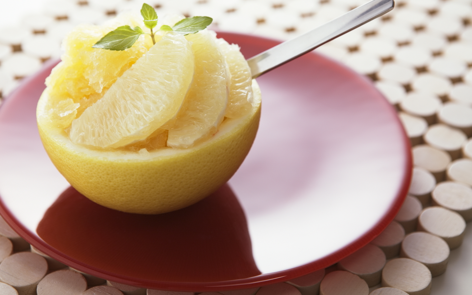 Wallpapers lemon saucer spoon slices on the desktop