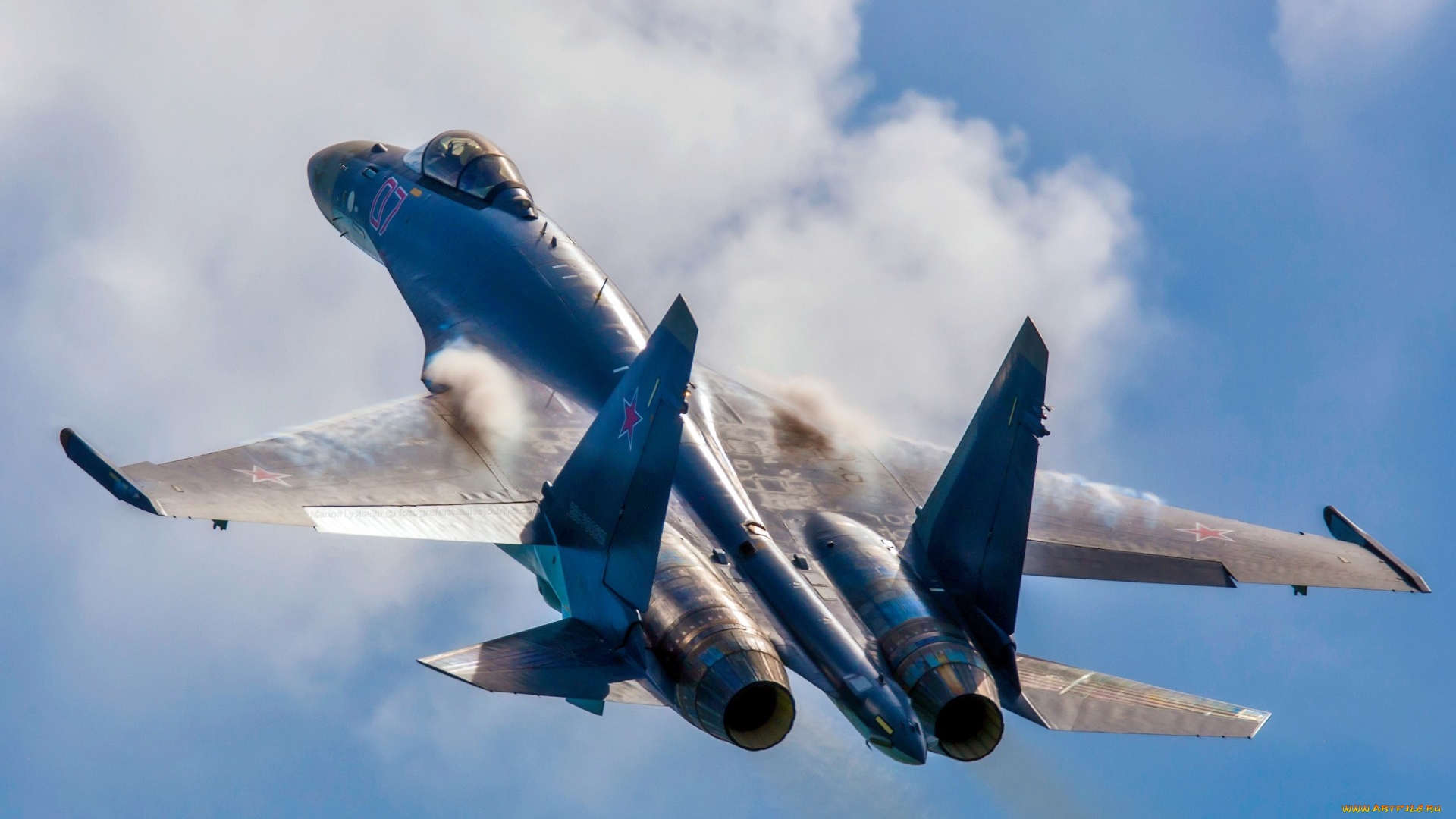 Free photo Su-34 military fighter jet