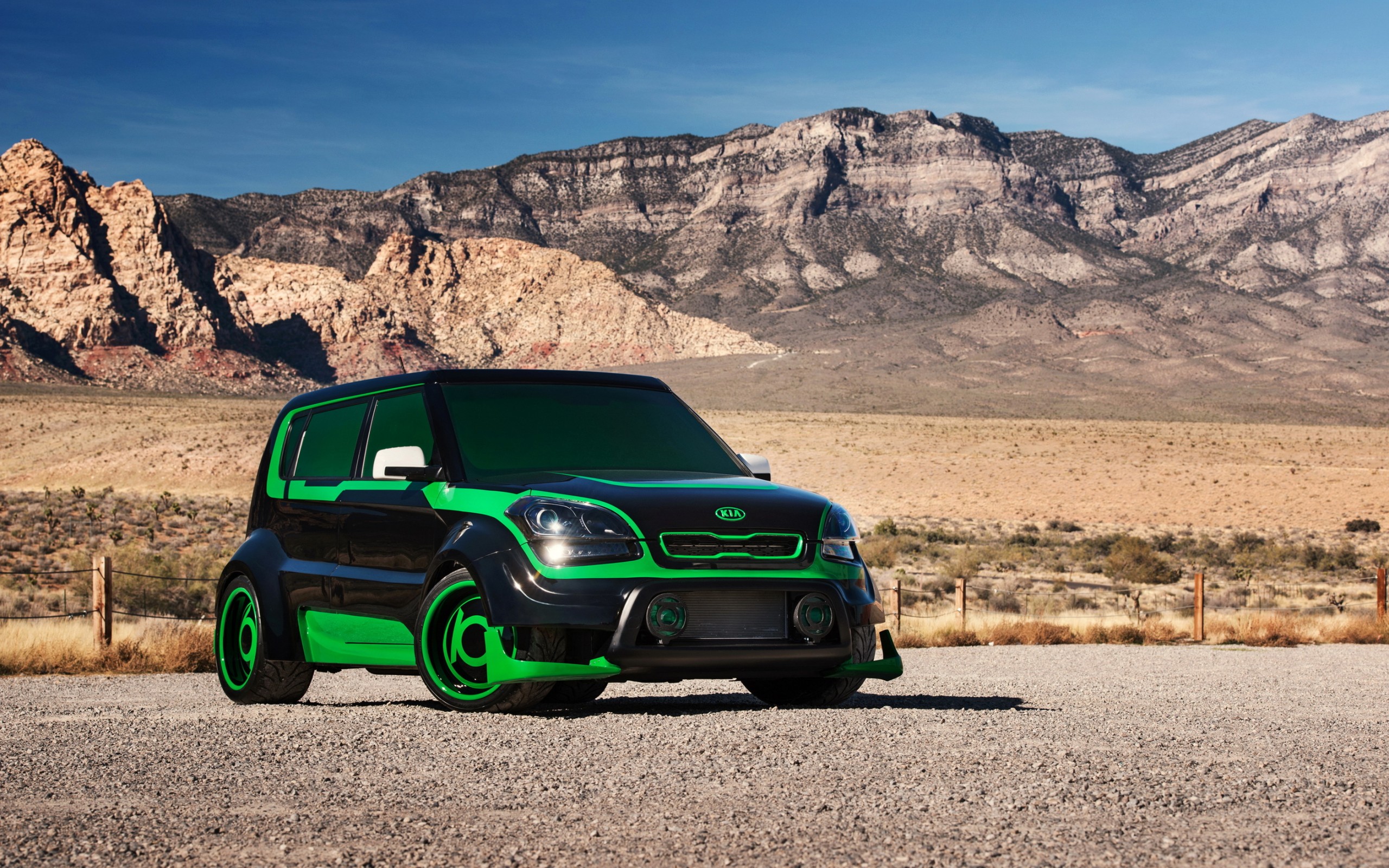 Wallpapers kia soul black on the desktop