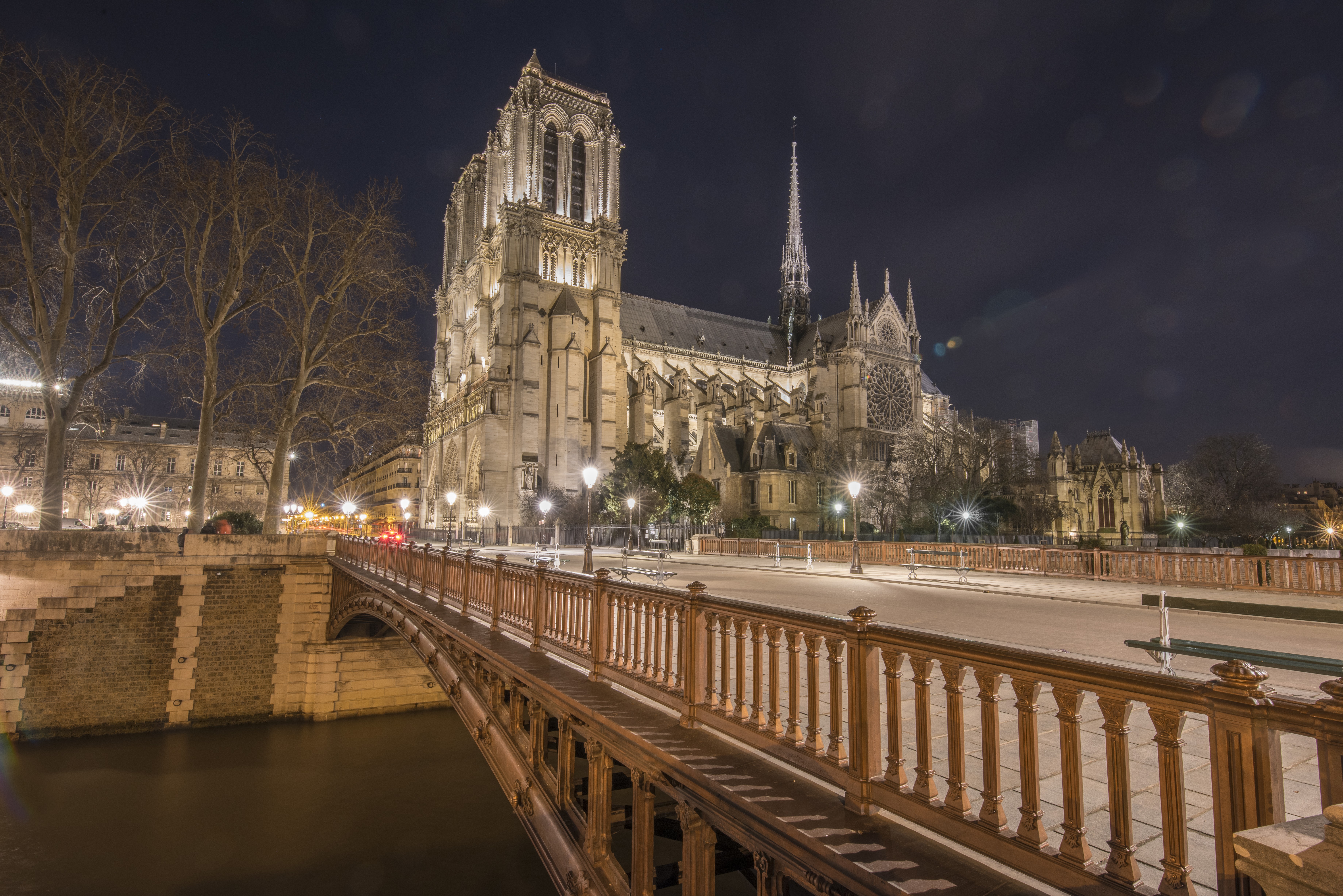 Wallpapers Notre dame cathedral France Notre Dame de Paris on the desktop