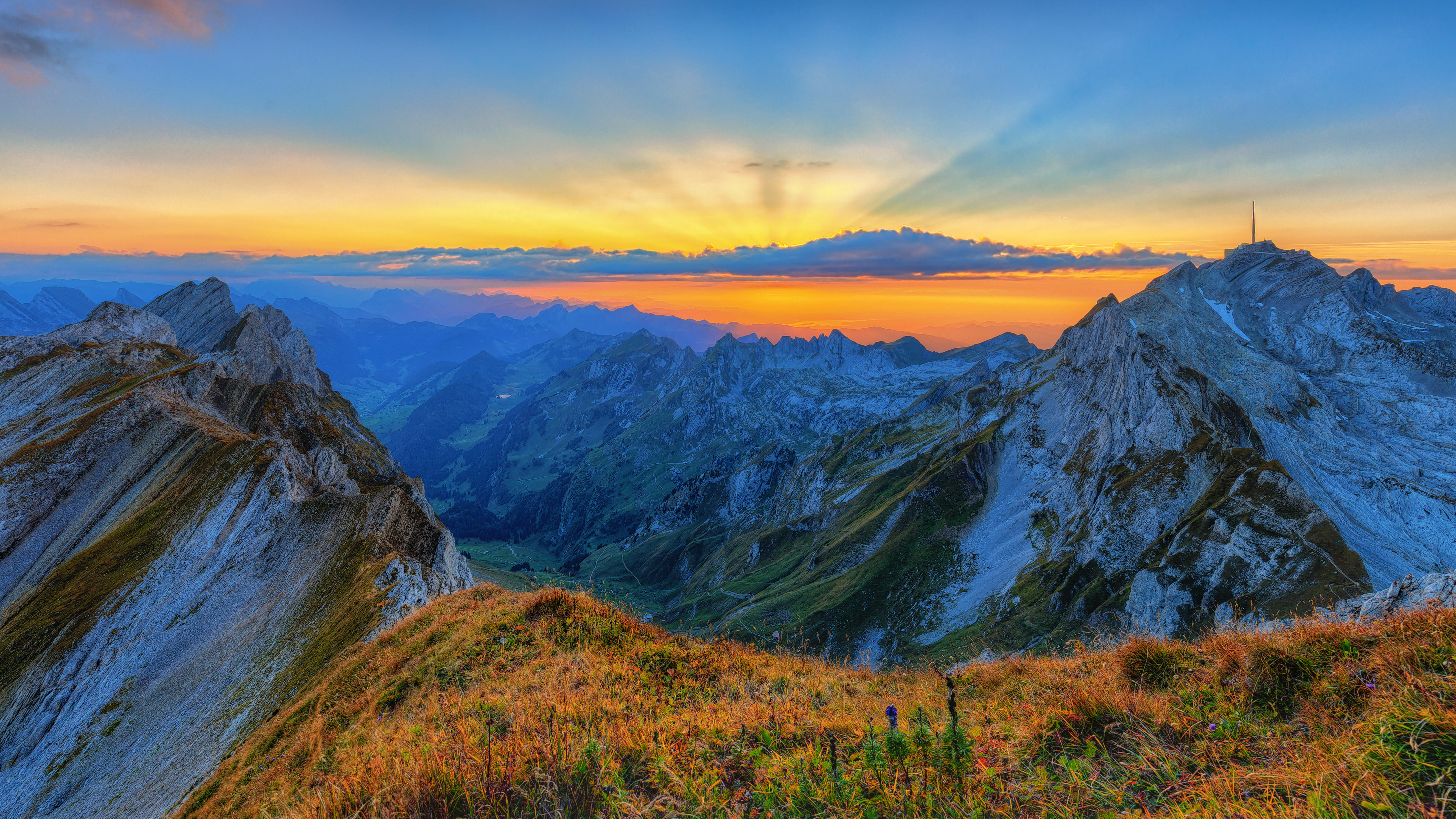 Wallpapers The sea of fog Sunrise Panorama on the desktop