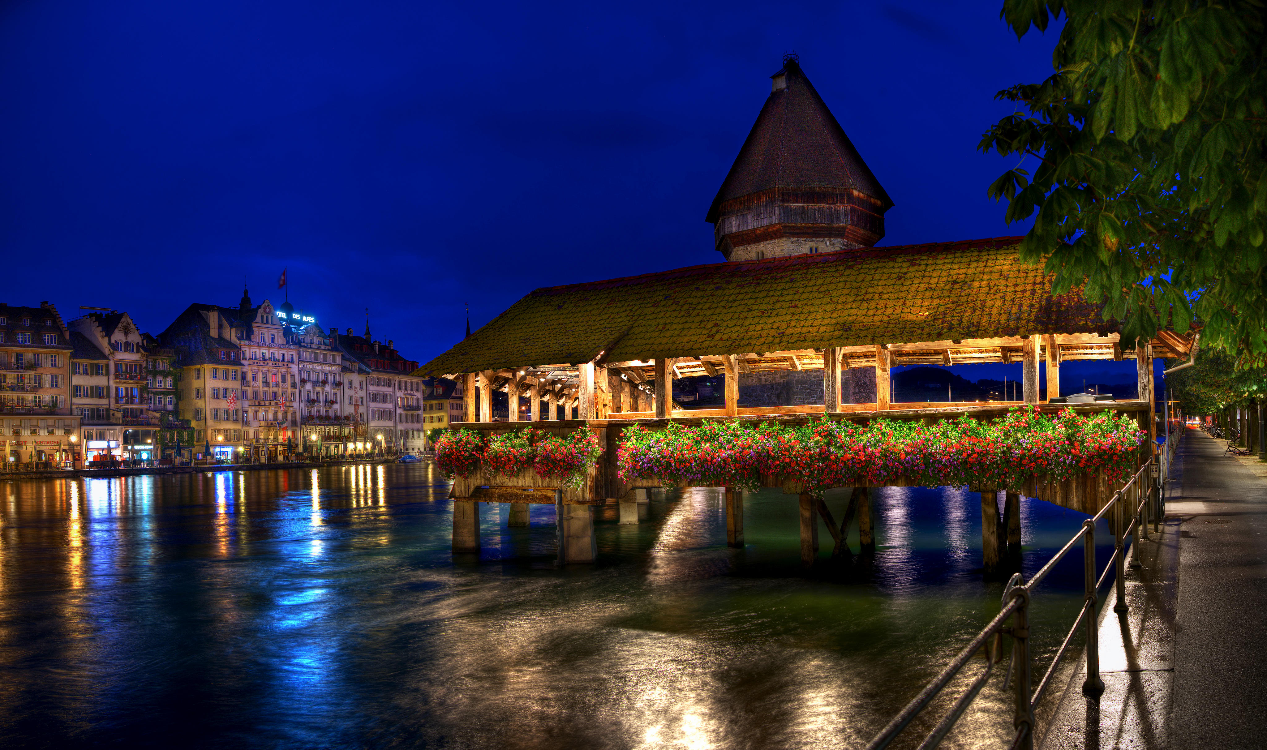 Wallpapers Lucerne Switzerland river on the desktop