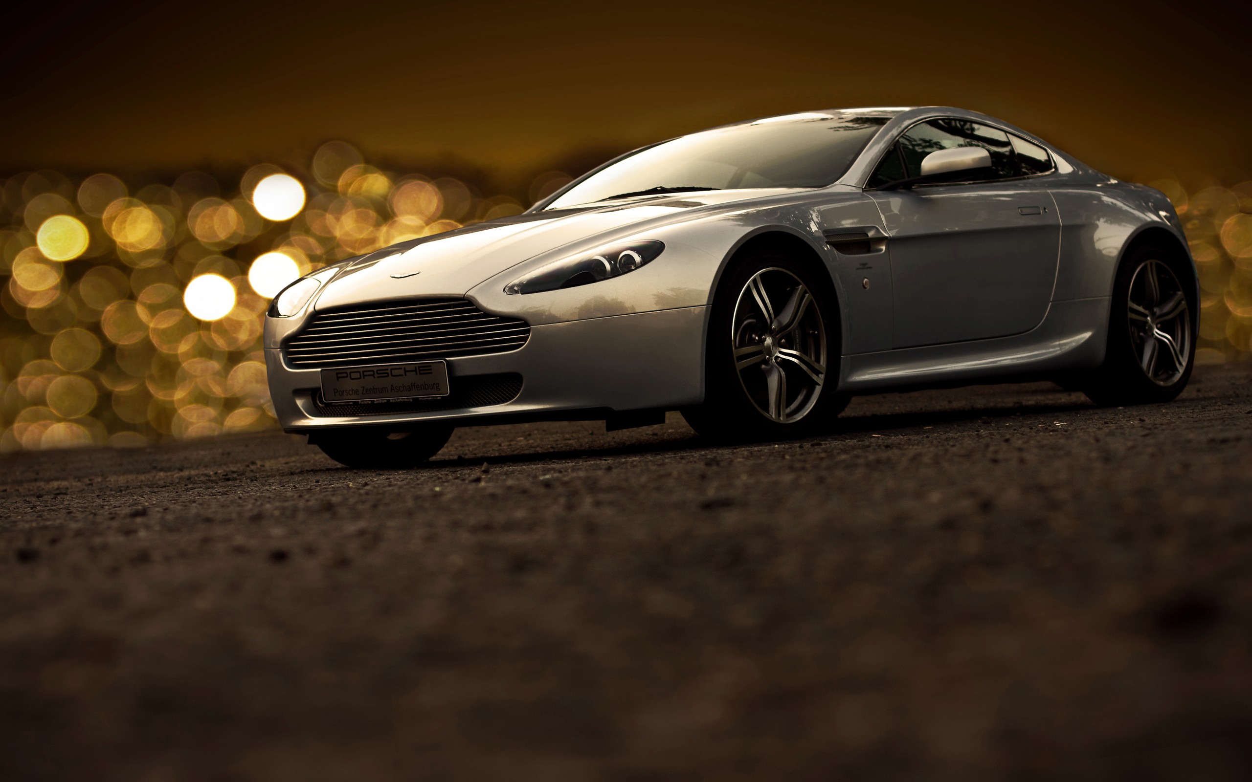 Wallpapers aston martin db9 lights on the desktop