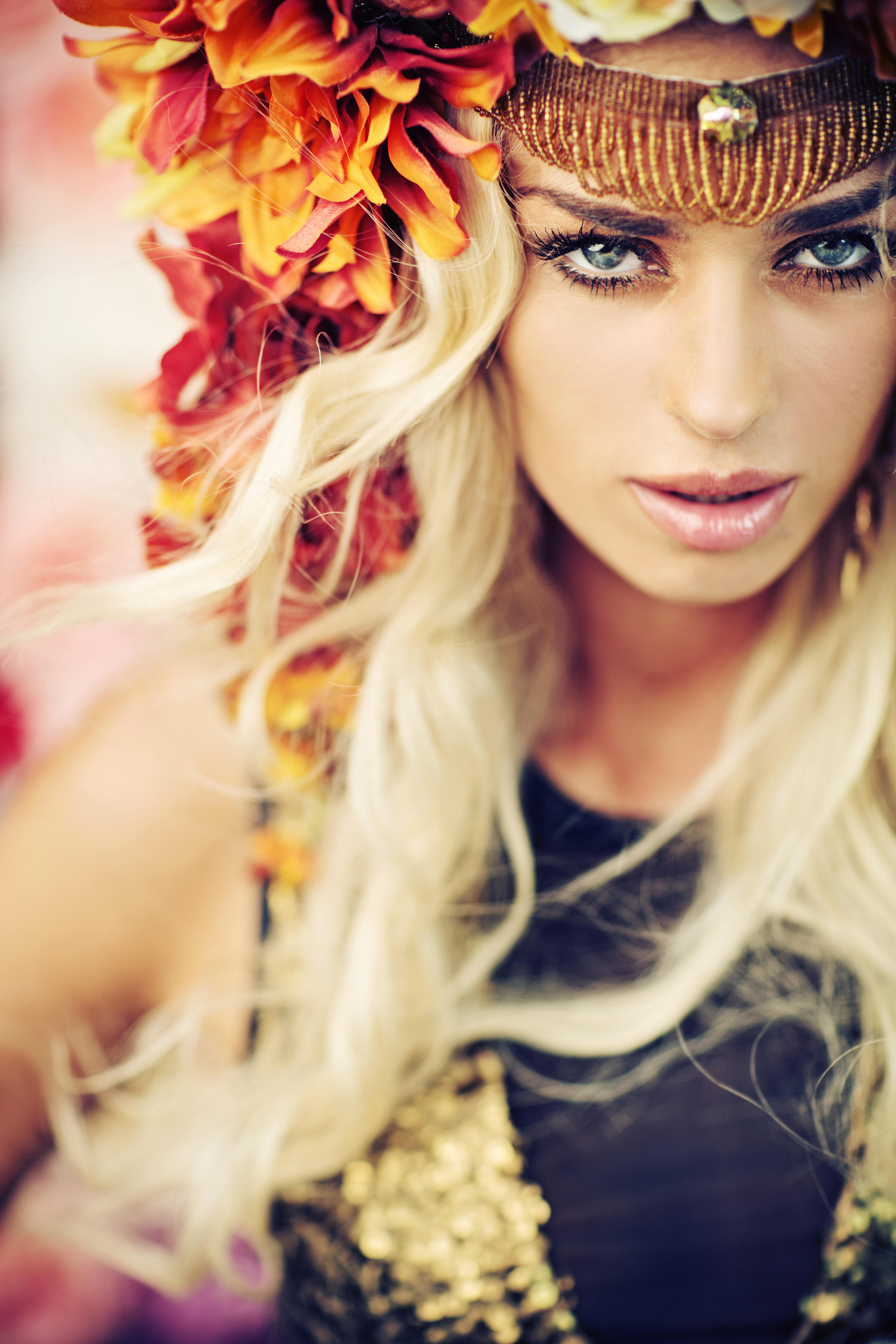 Wallpapers sight blonde hair girl on the desktop