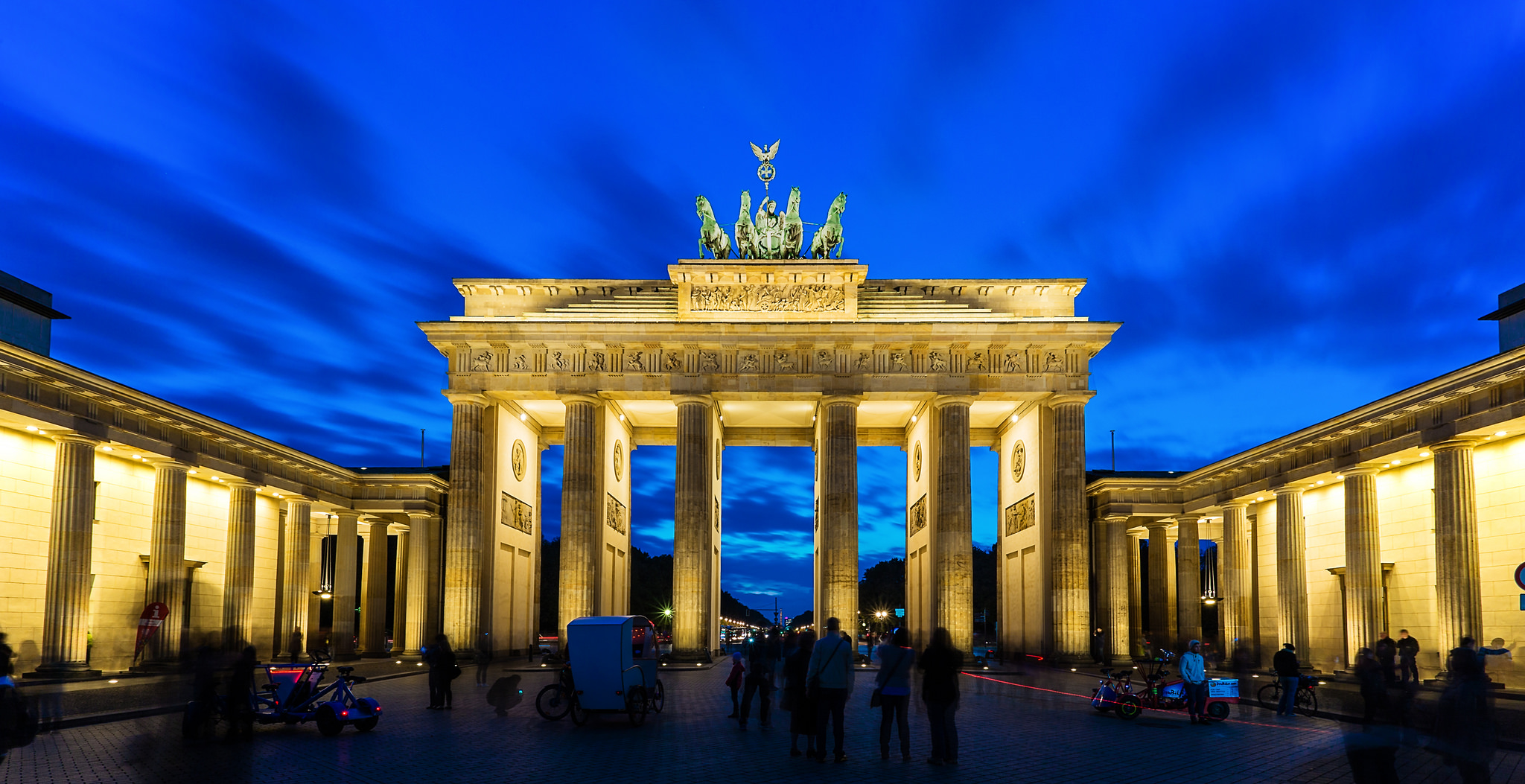 桌面上的壁纸柏林 照明 纪念碑