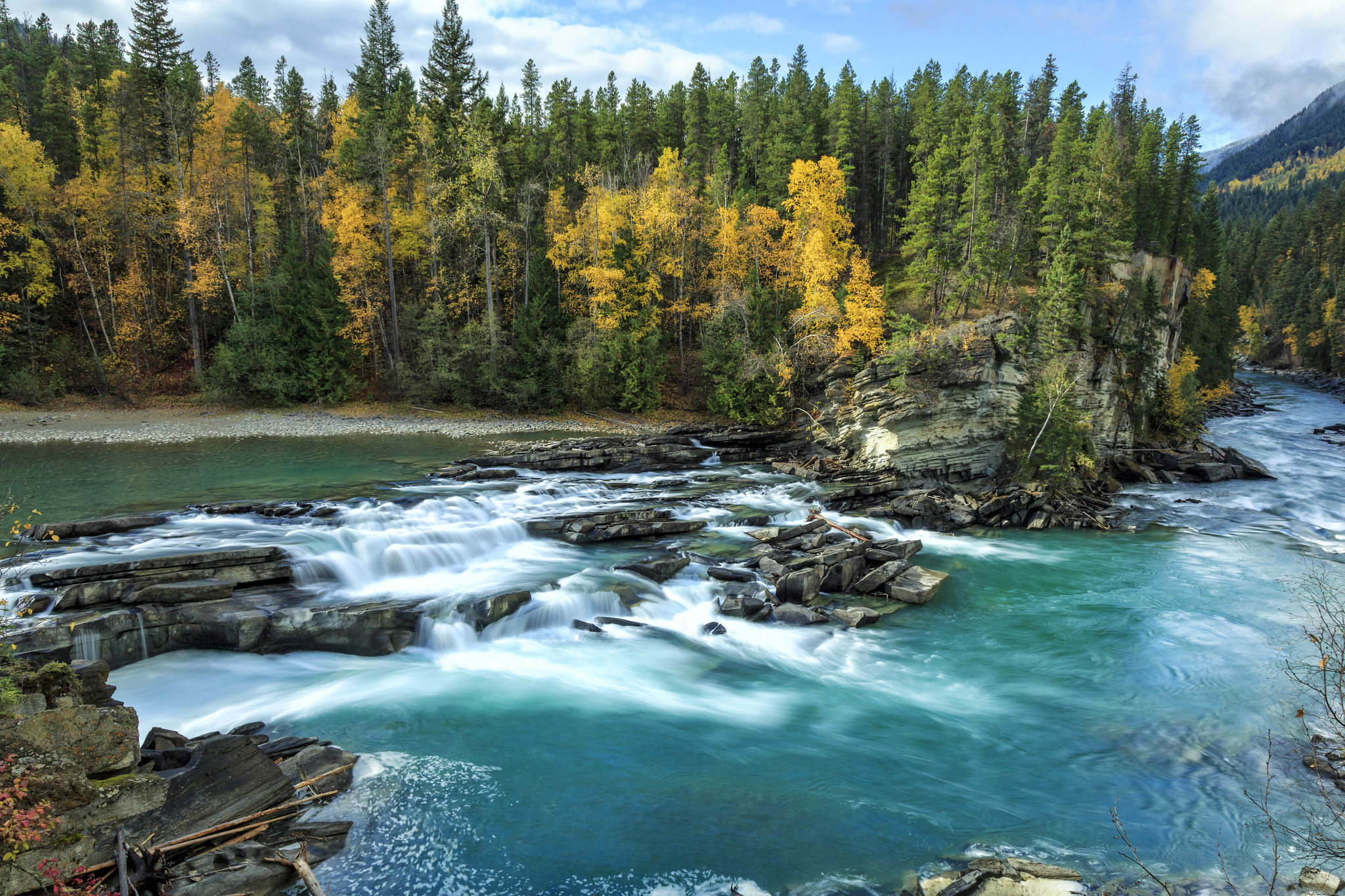 Обои Rearguard Falls Provincial Park British Columbia Canada на рабочий стол