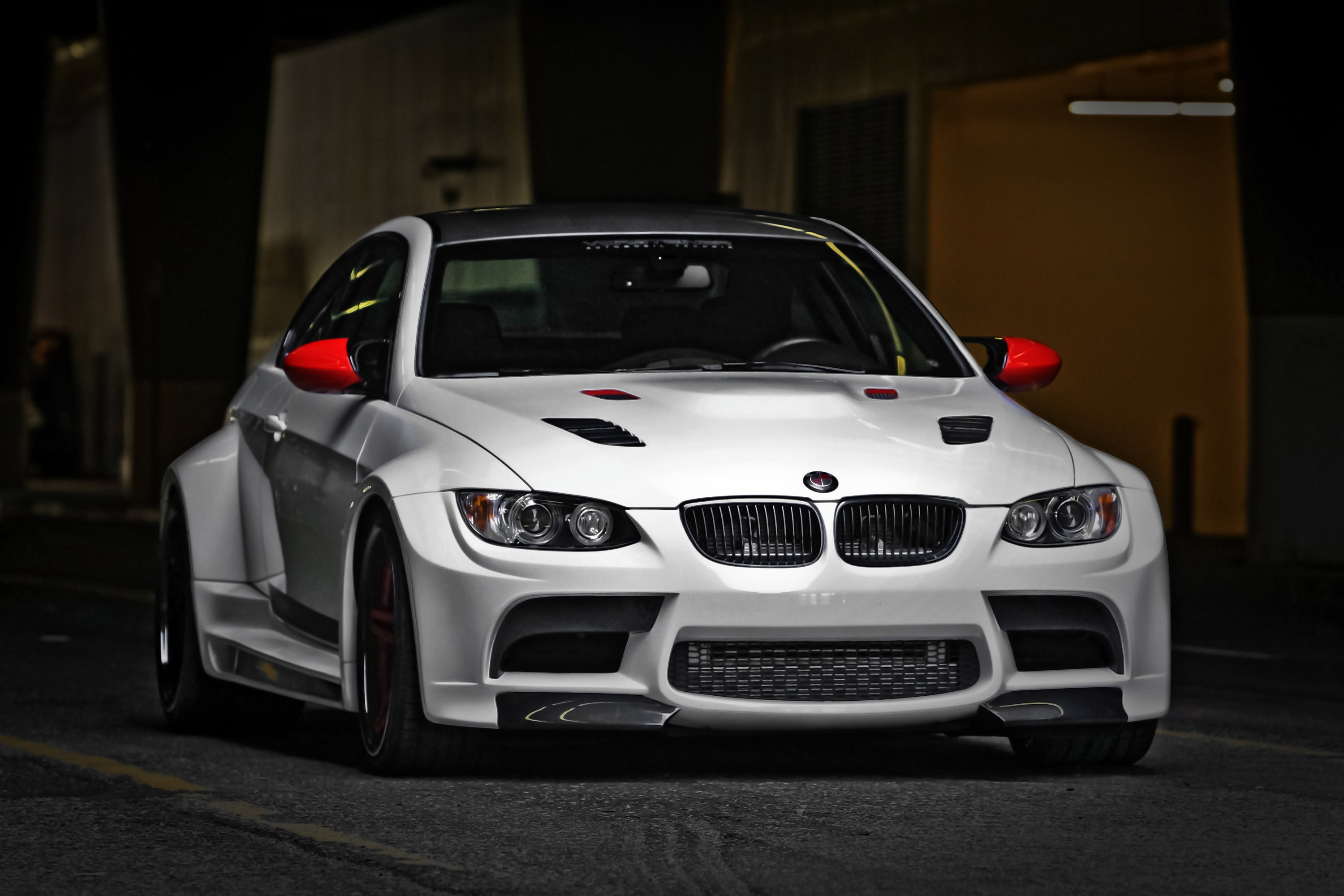 Free photo White BMW M3 GTRS3