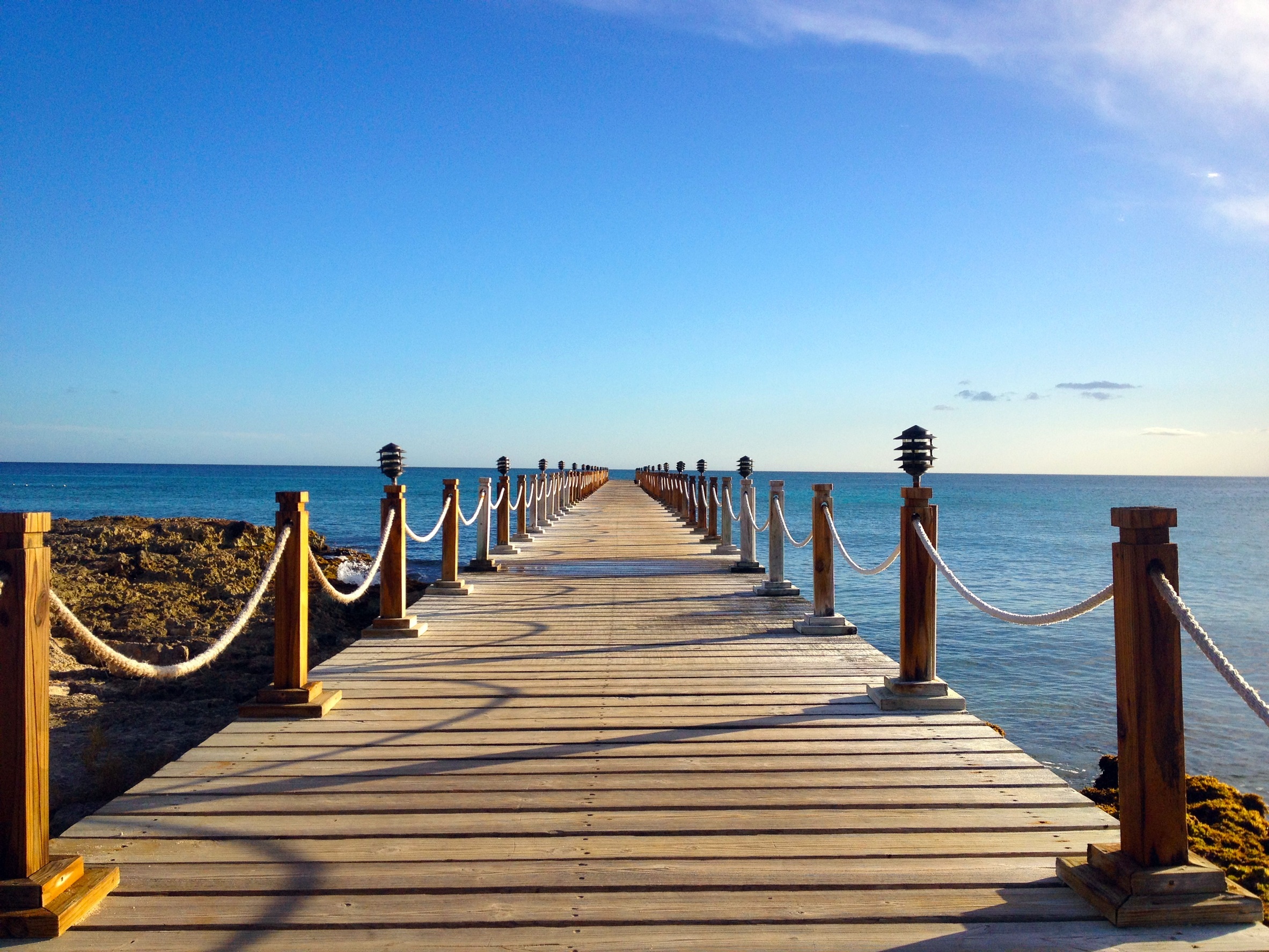 Free photo Sea pier in sunny weather