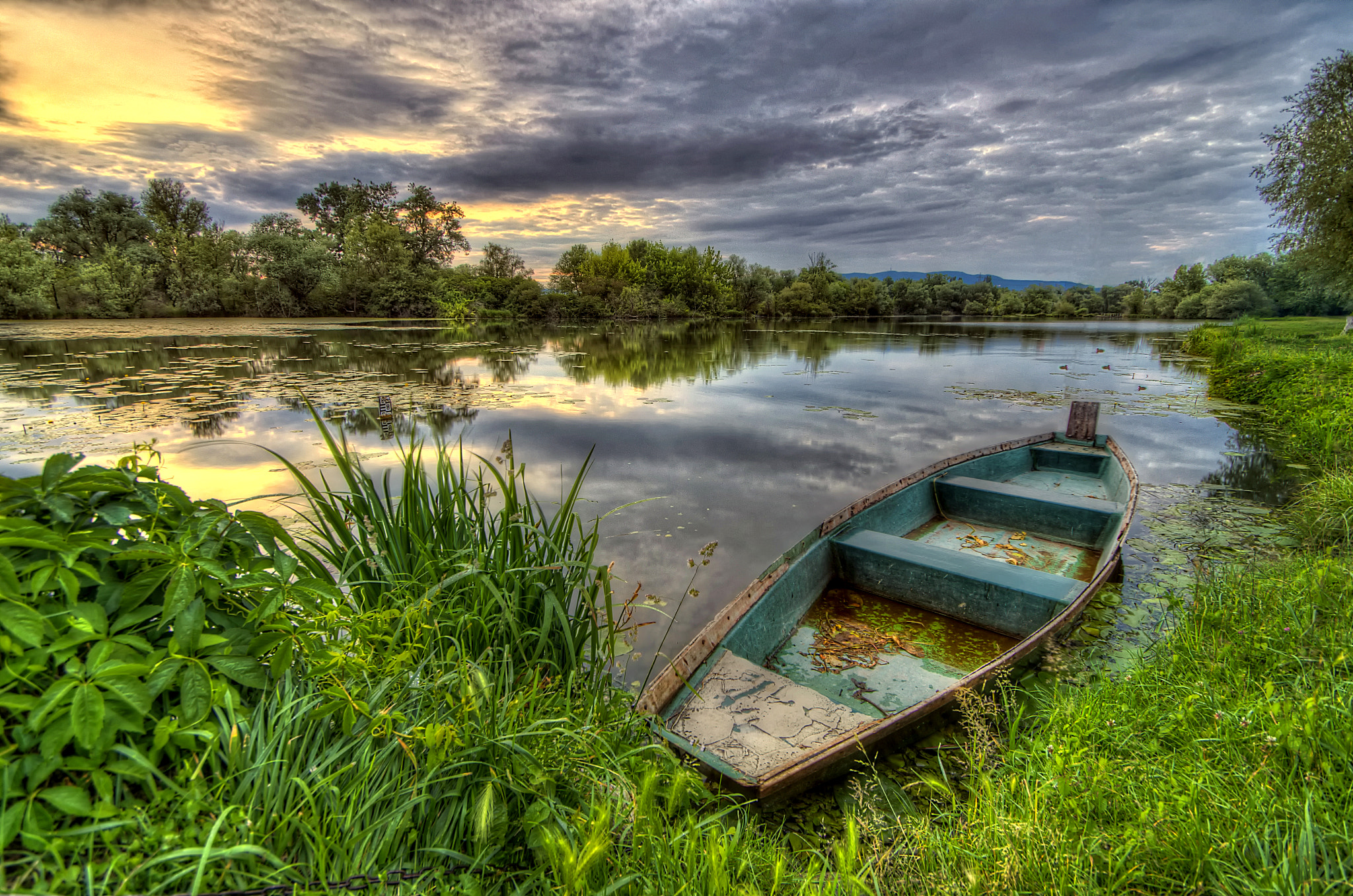 Free photo Wallpaper sunset, river, shore