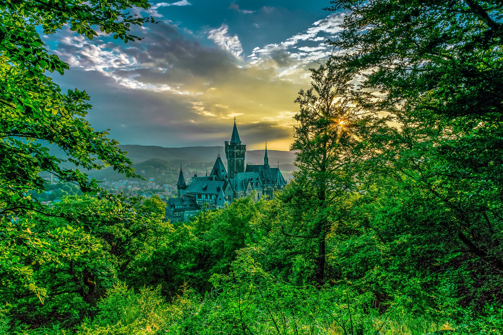 Обои Schloss Wernigerode Замок Вернигероде Германия на рабочий стол