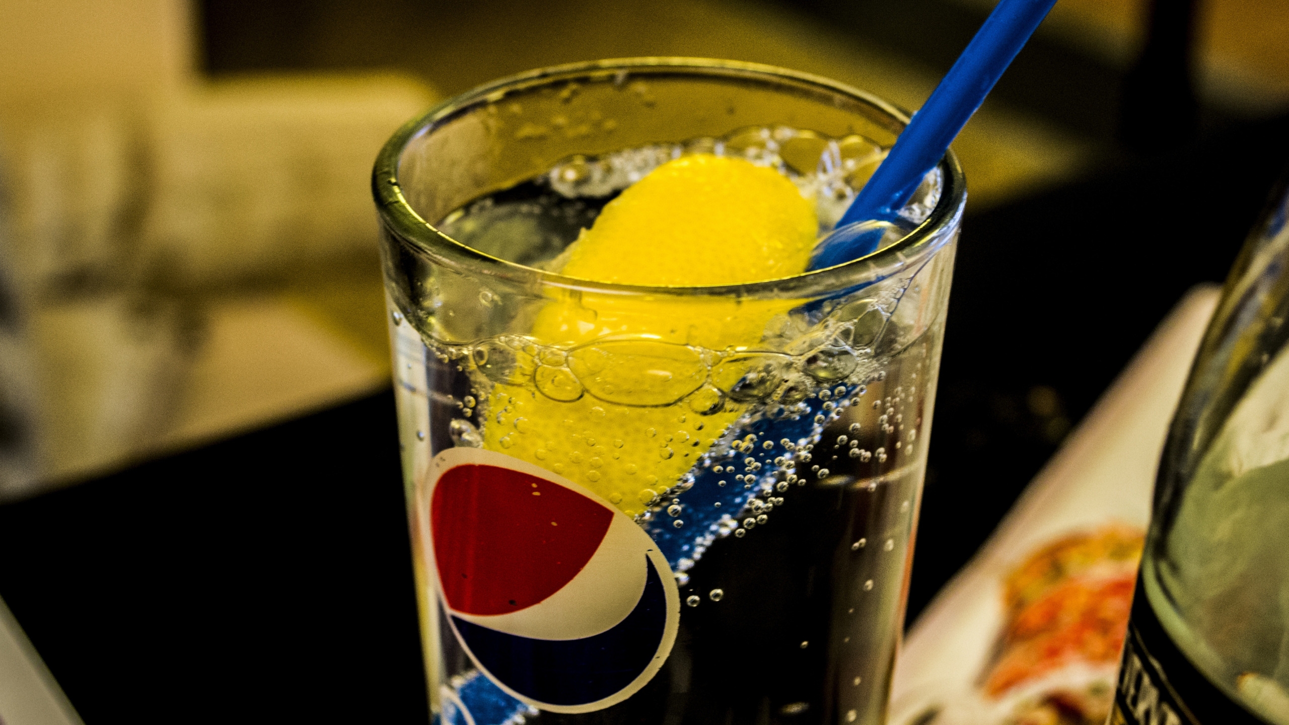 Wallpapers drinks wallpaper Pepsi straw on the desktop