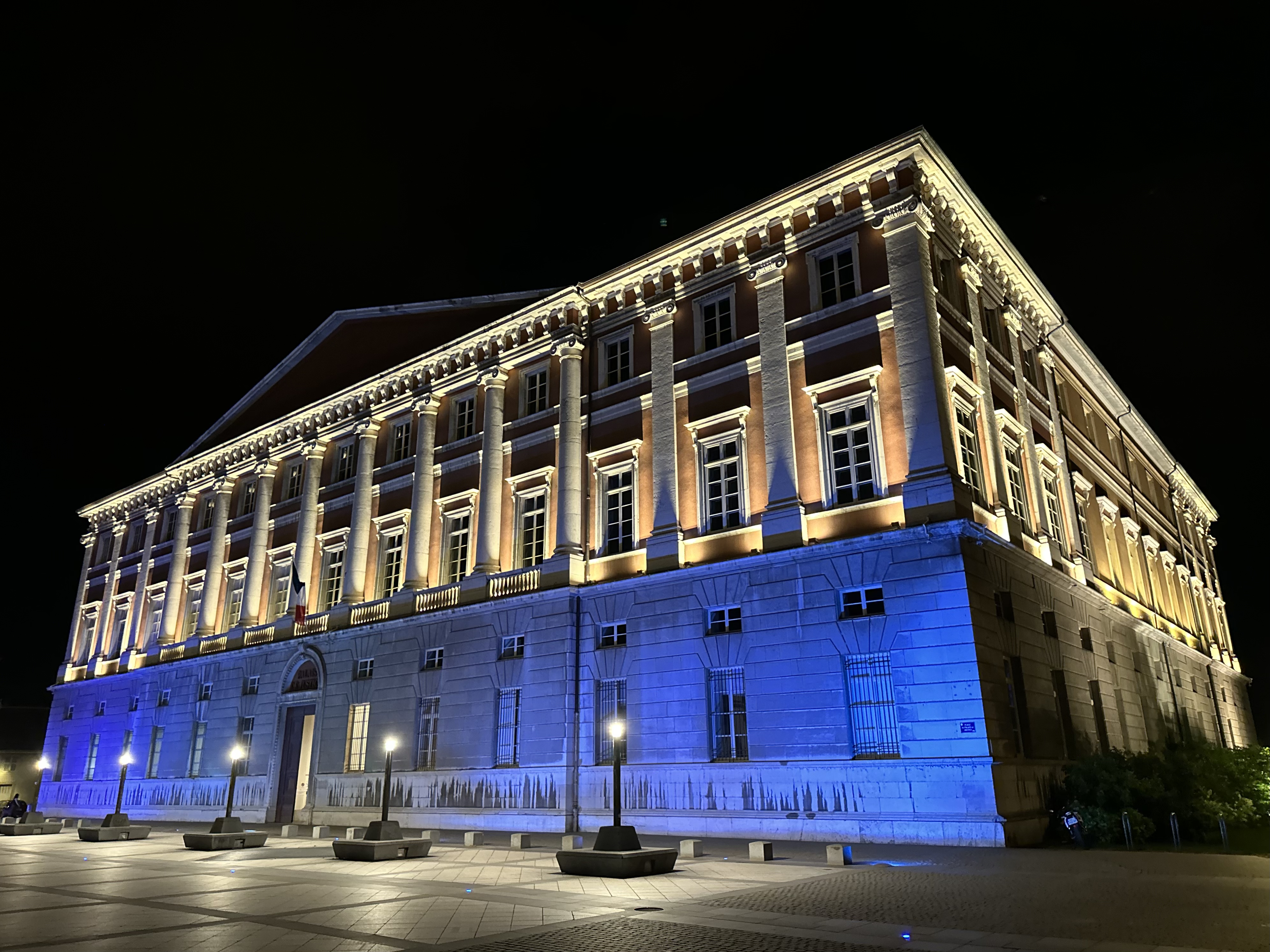 Обои здание архитектура старый на рабочий стол