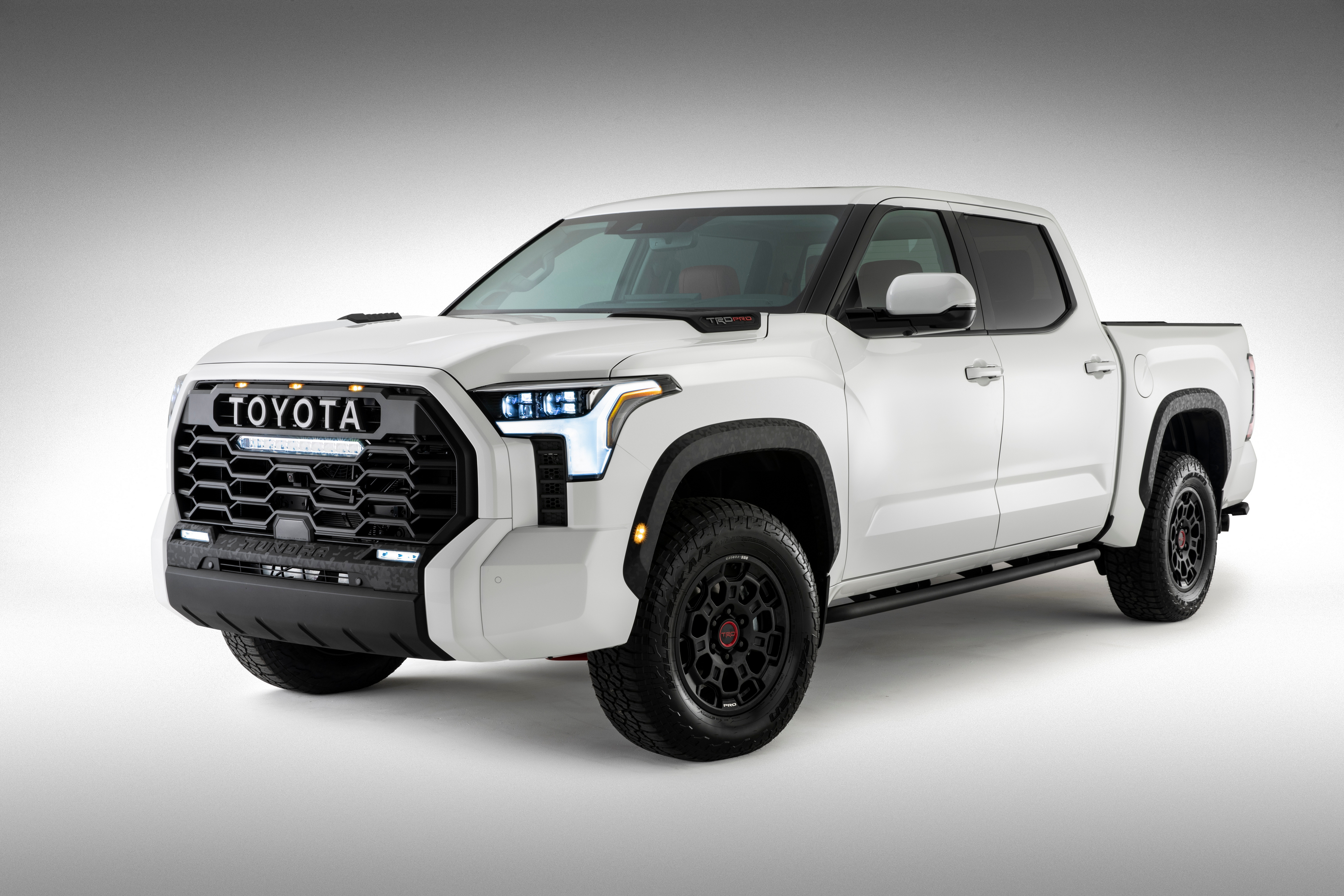 Wallpapers car Toyota pickup on the desktop