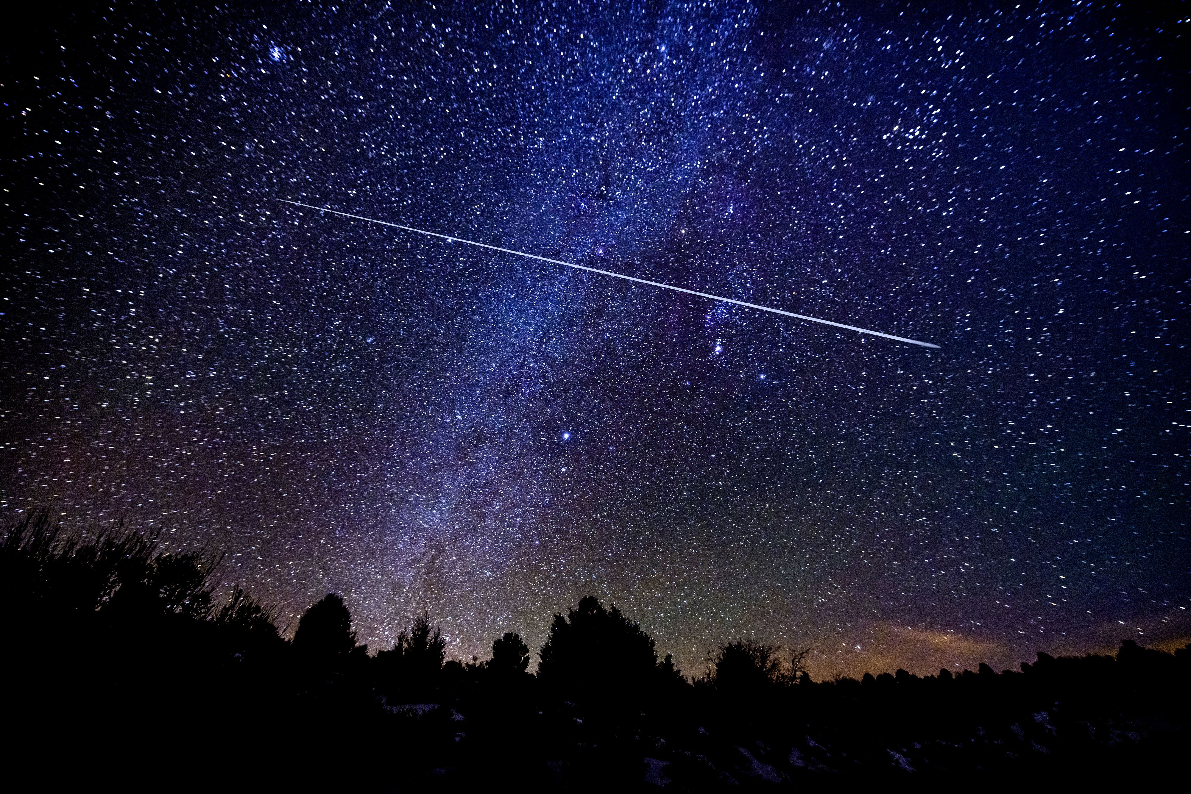 Free photo A purple constellation in the night sky.