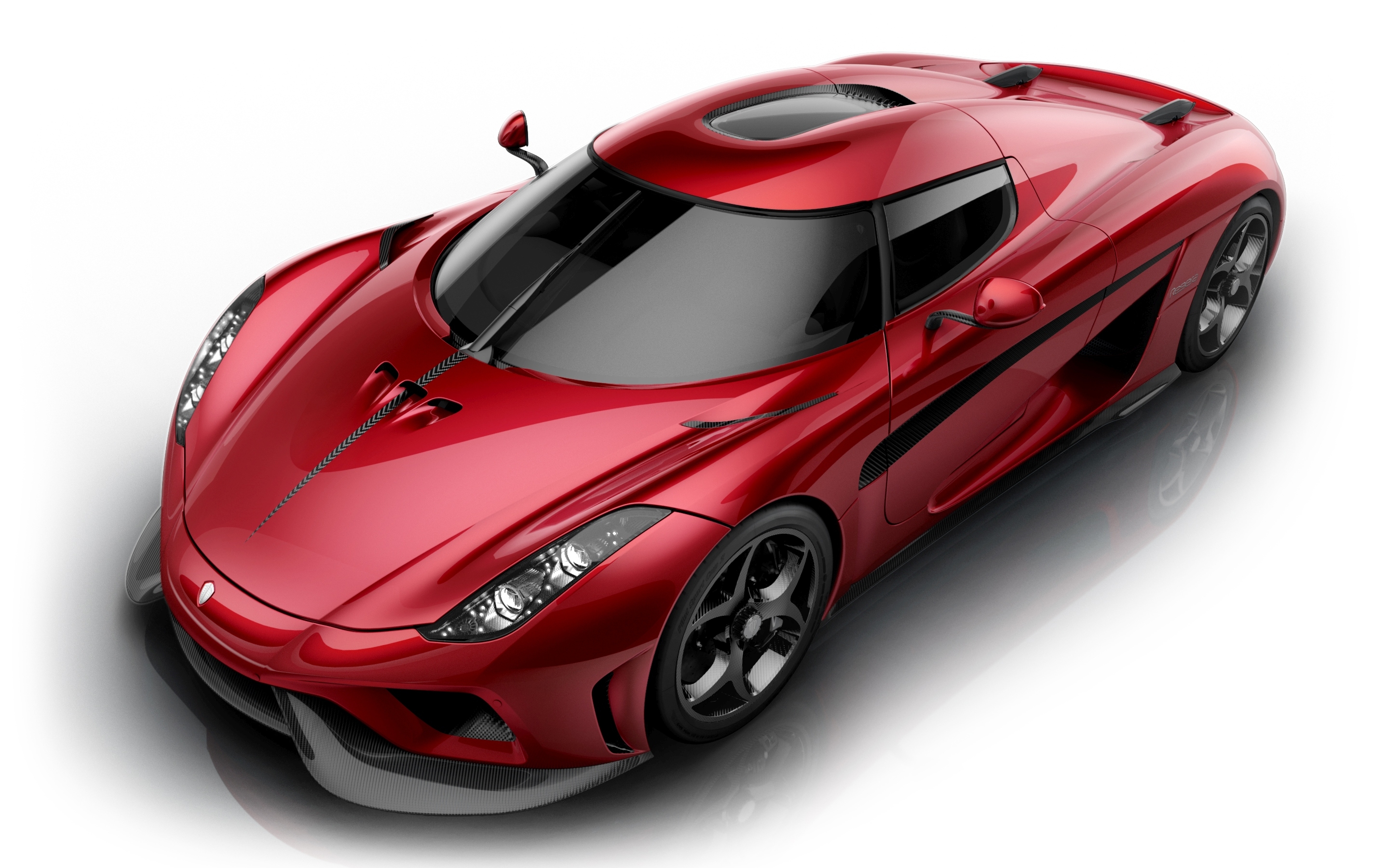 Бесплатное фото Koenigsegg Regera красного цвета