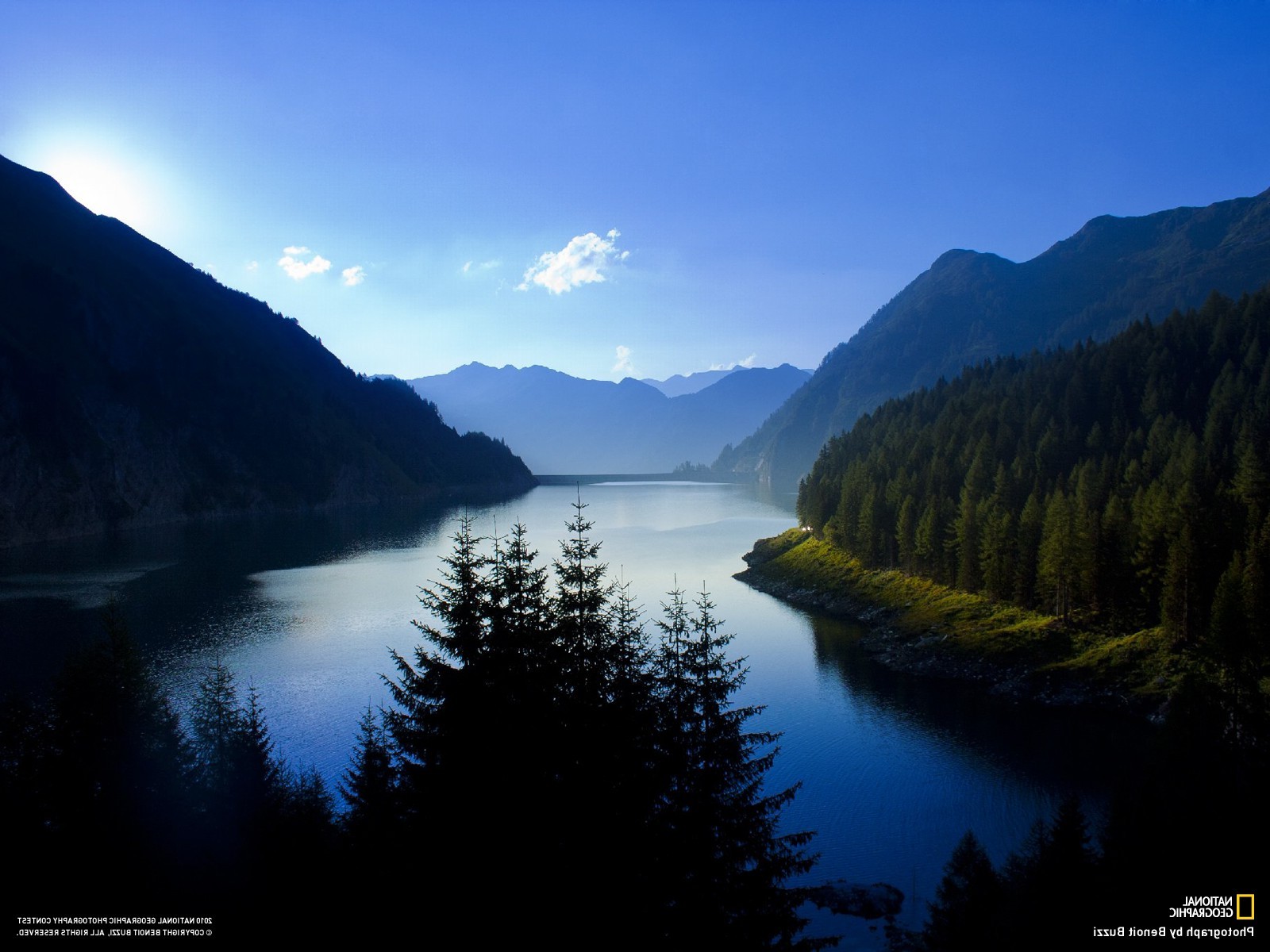 Wallpapers lake Alps atmospheric phenomenon on the desktop