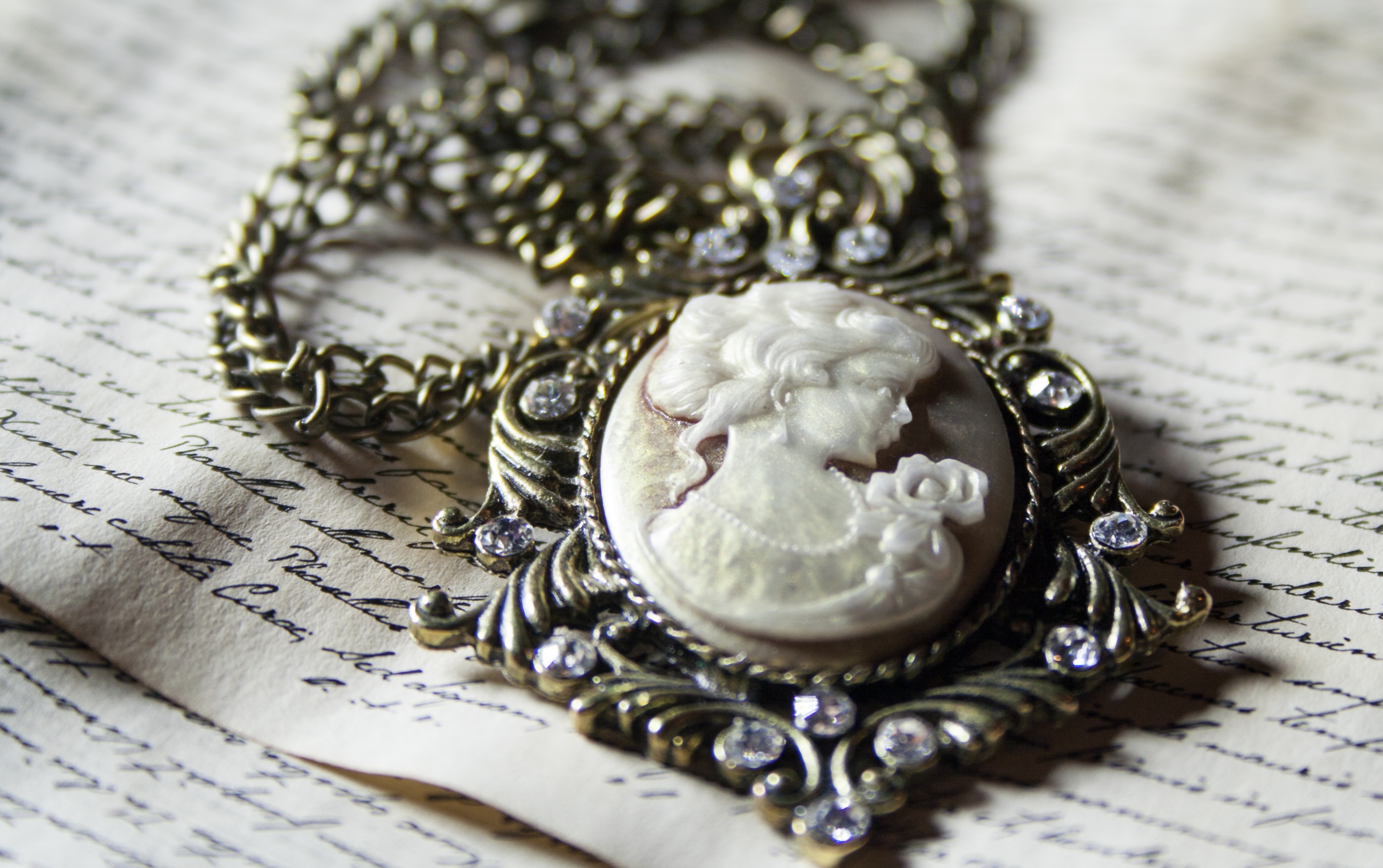 Free photo Vintage Costume Jewelry