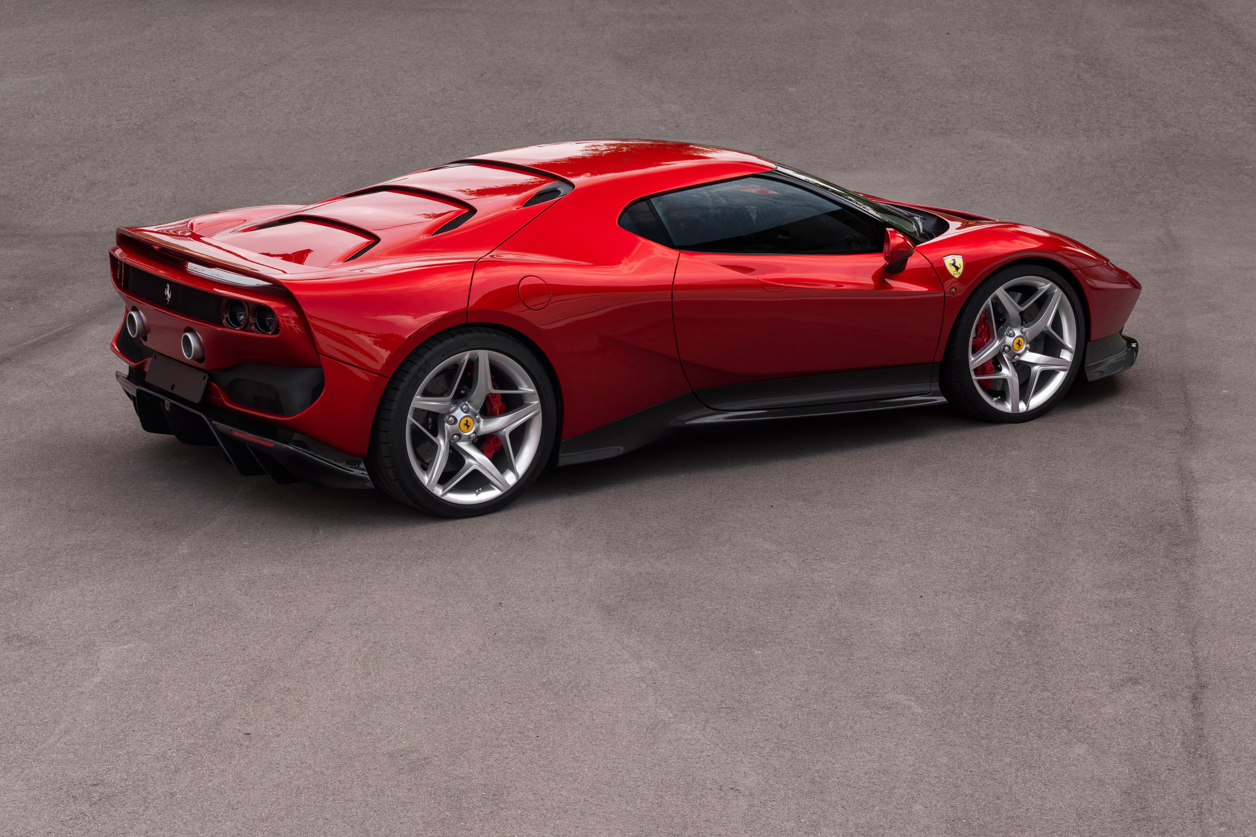 Обои Ferrari Sp38 вишневая спортивная на рабочий стол